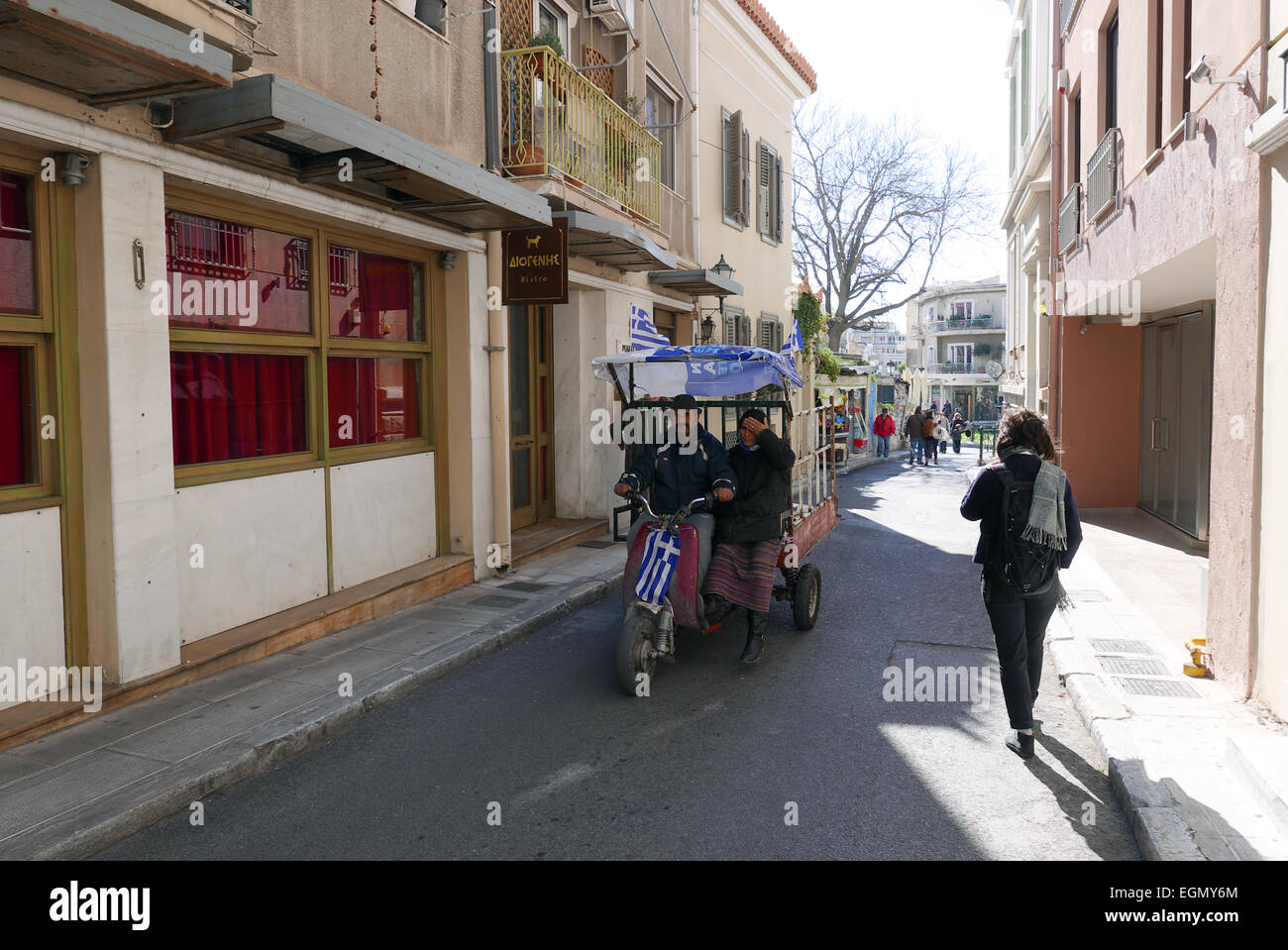 Grecia Atene Attica plaka a tre ruote in tripodon street Foto Stock