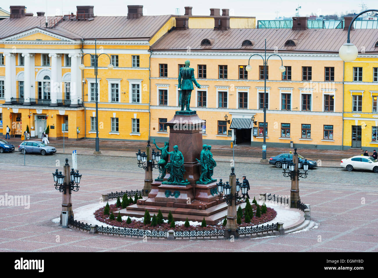 L'Europa, Scandinavia, Finlandia, Helsinki, memorial statua in piazza Senatsplatz Foto Stock