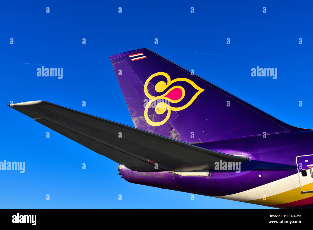 Thai Airways Airbus A 340, aeromobili, aereo, piano, ala, aletta, stabilizzatore orizzontale, Foto Stock