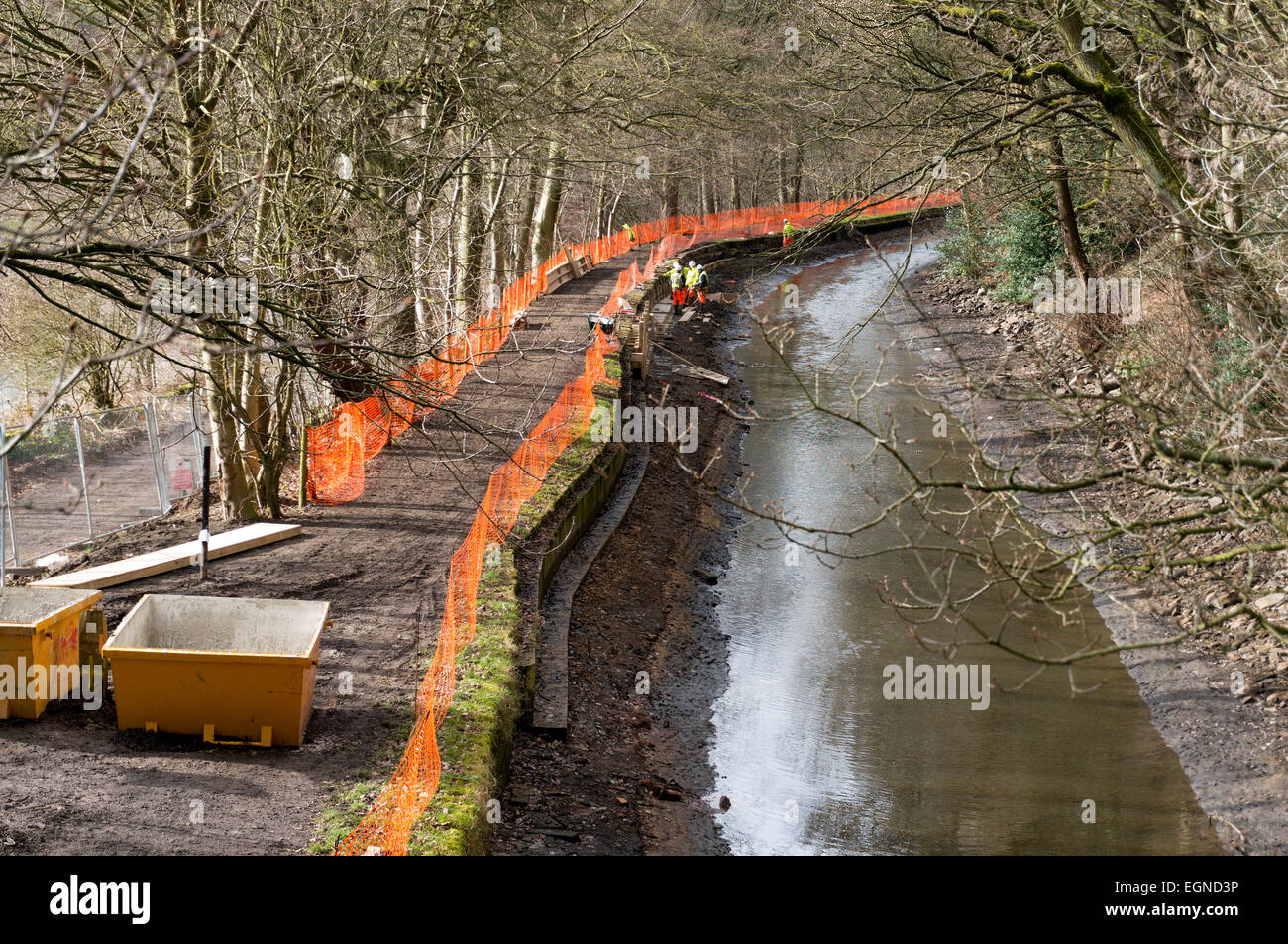 Rochdal Canal in riparazione, Sowerby Bridge, West Yorkshire Foto Stock