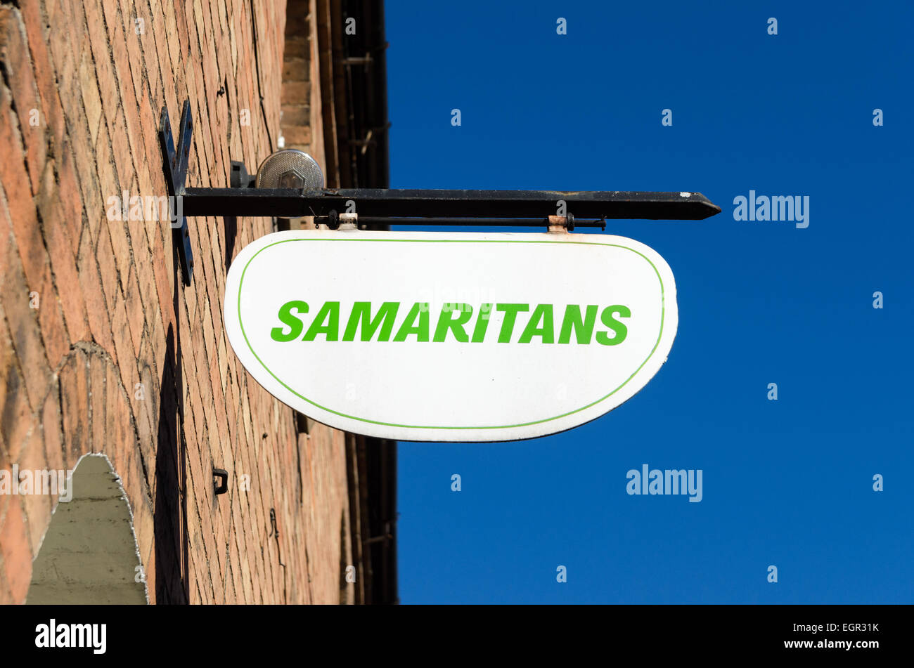 Parete pensile segno per i Samaritani Foto Stock