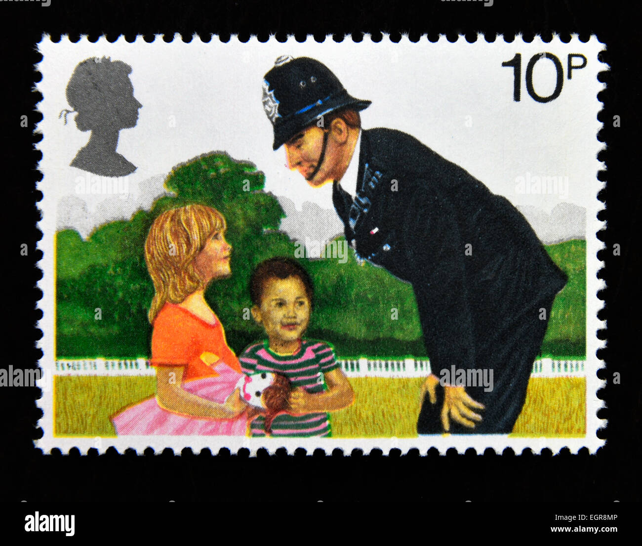 Francobollo. La Gran Bretagna. La regina Elisabetta II. 1979.150th.Anniversario della Metropolitan Police. 10p. Poliziotto sulla battuta. Foto Stock