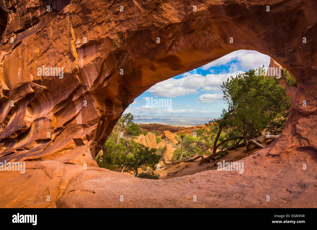 Double O Arch nel Parco Nazionale Arches, un US National Park in Eastern Utah. Foto Stock