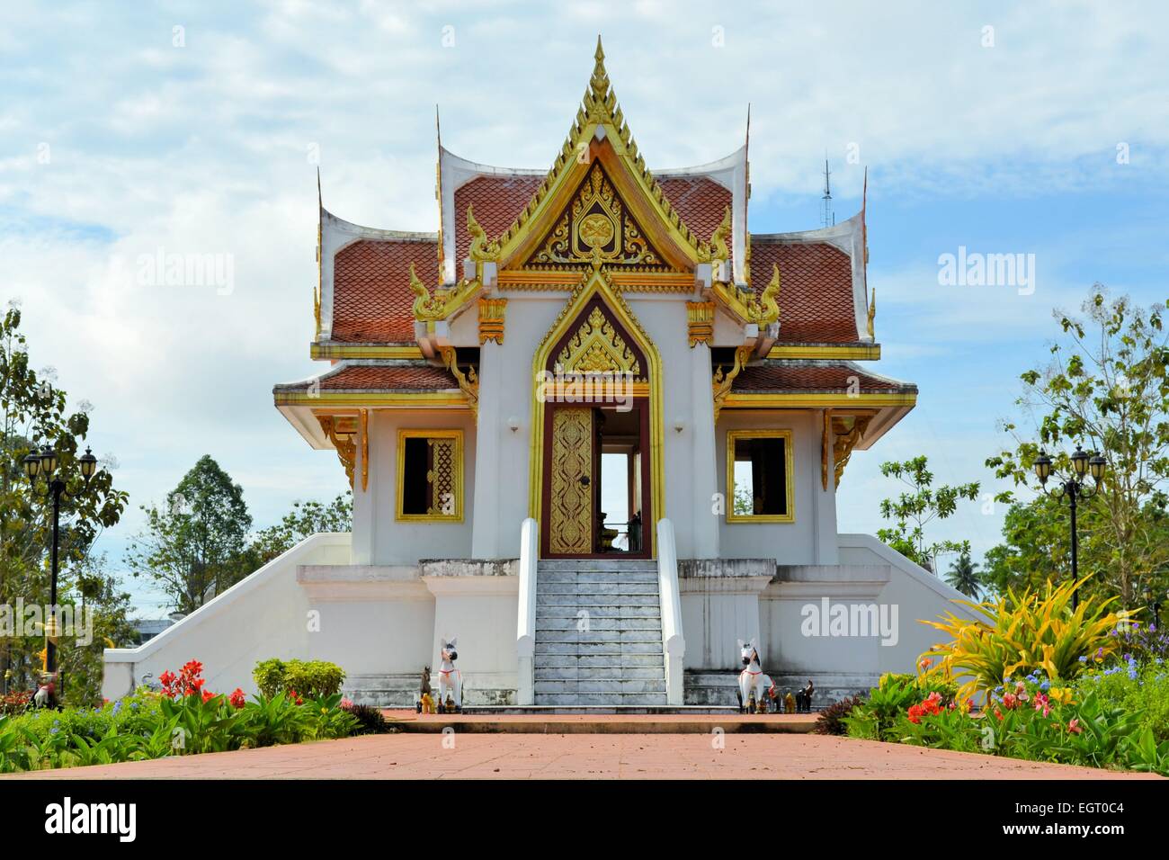 Pilastro della città santuario in Krabi town, Thailandia Foto Stock