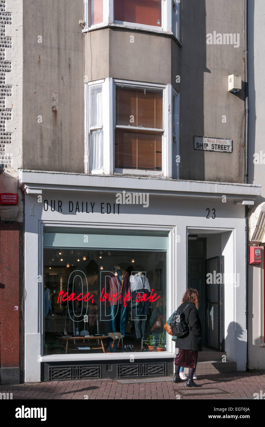 Il nostro quotidiano Edit, ODE, negozio di abbigliamento in Brighton. Foto Stock