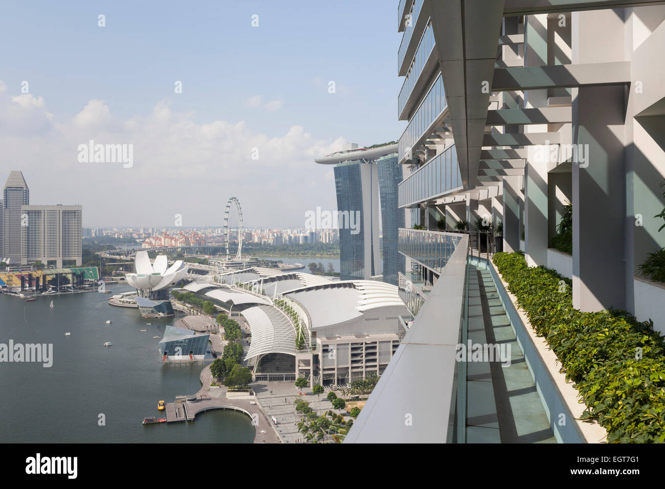 Baia di Marina centro finanziario e la baia di Marina Residences in Singapore. Foto Stock