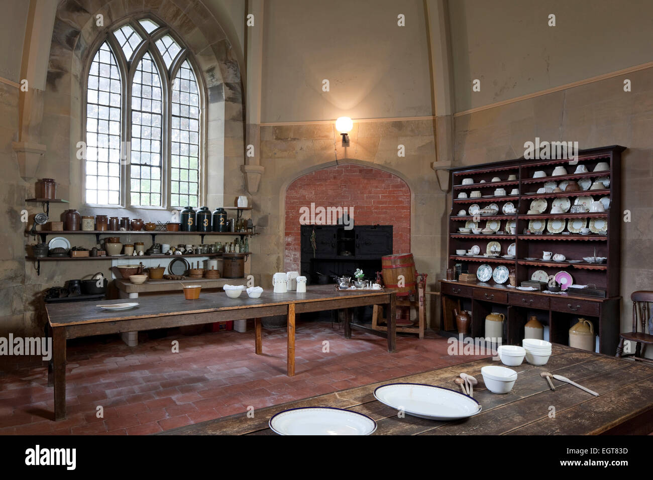 Cucina in stile vittoriano, Newstead Abbey, Nottinghamshire, England, Regno Unito Foto Stock