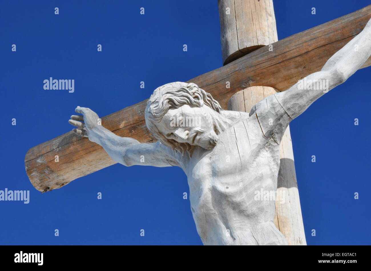 Croce di legno con cristo crocifisso immagini e fotografie stock ad