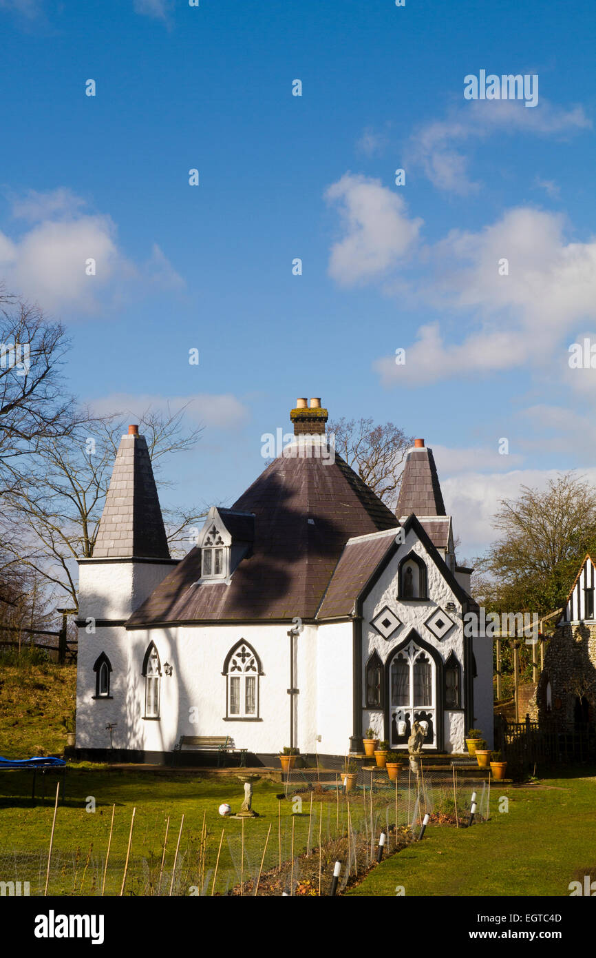 Bird House follia nella motivazione di Knole House nel Kent in inverno Foto Stock