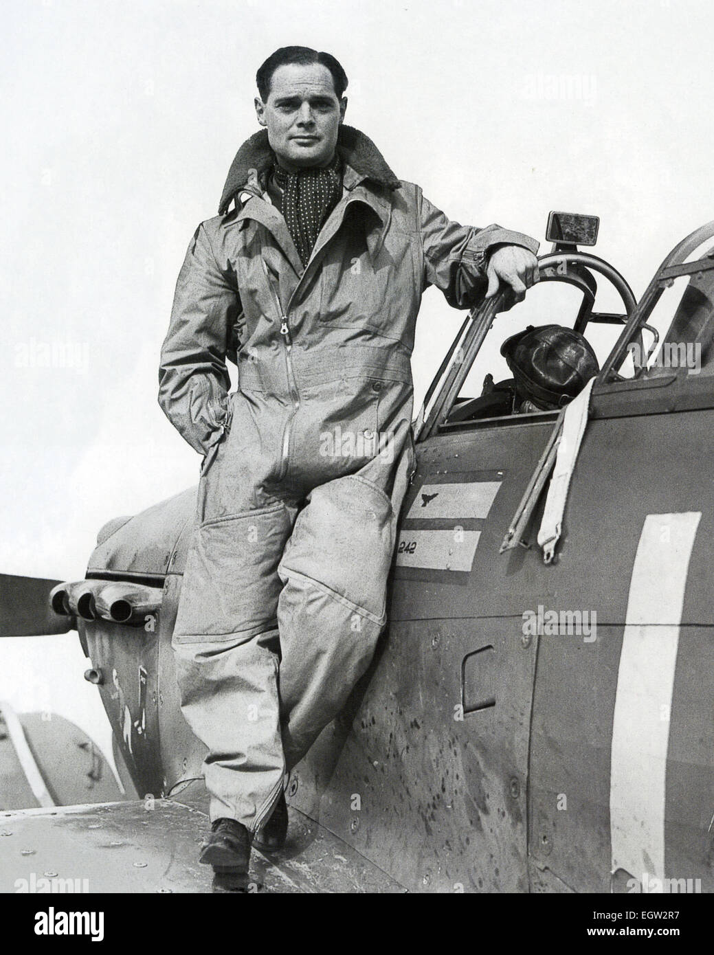 DOUGLAS BADER (1910-1982) RAF fighter ace sul suo uragano come Squadron Leader di 242 Squadrone a Duxford nel settembre 1940 Foto Stock