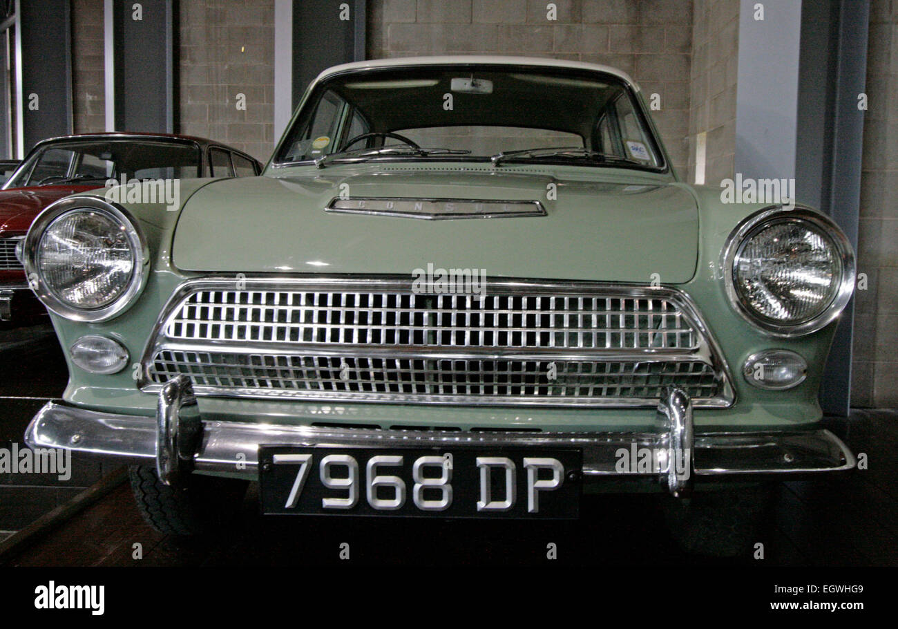 Un 1963 Ford Consul Cortina Mk1 presso il National Motor Museum, Beaulieu, Inghilterra Foto Stock