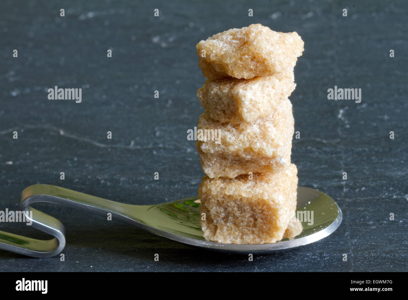 Cubo marrone di zucchero di canna astratto concetto alimentare Foto Stock