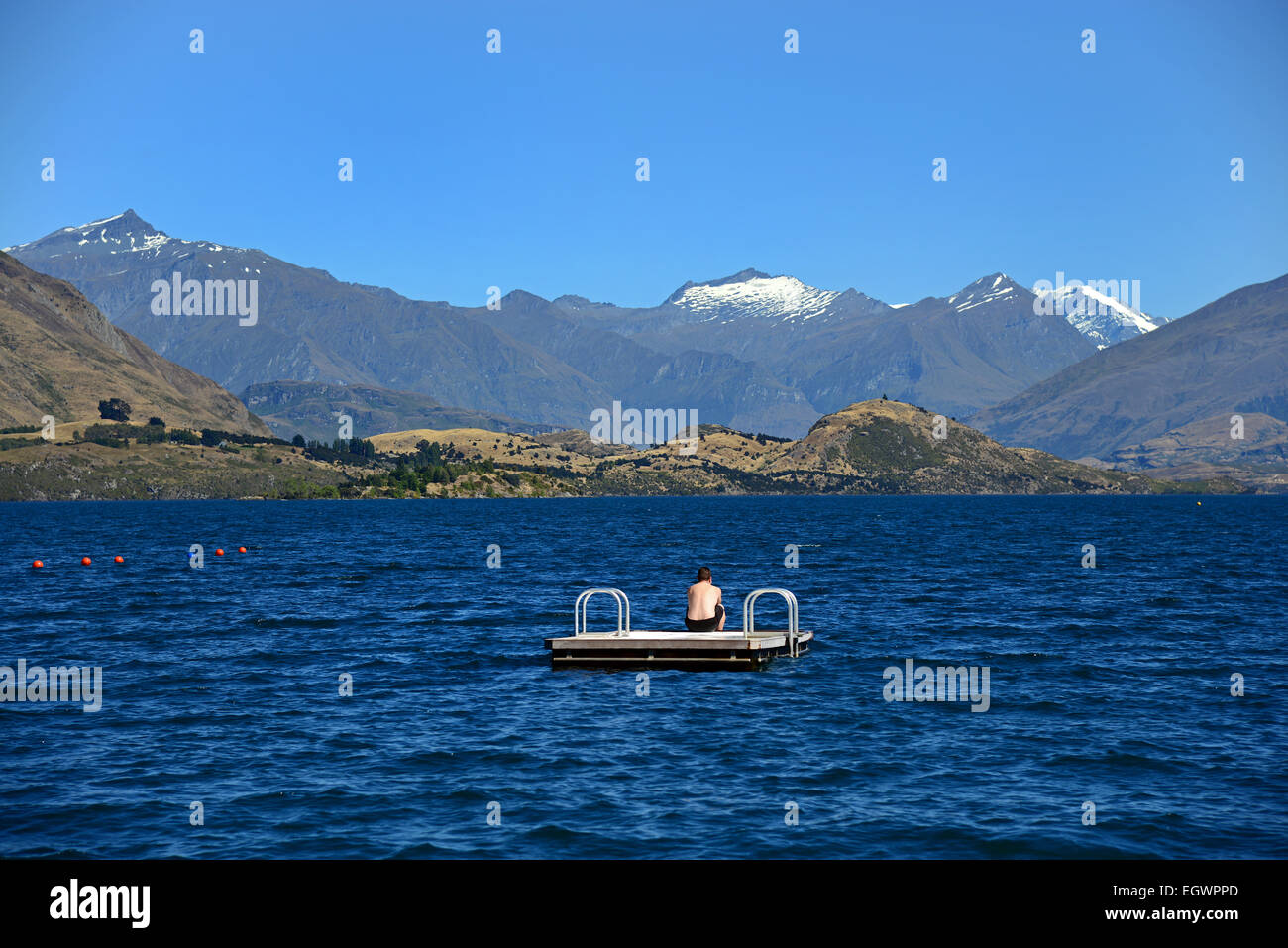 Vista dal lago Wanaka verso il monte aspiranti National Park, Otago, Isola del Sud, Nuova Zelanda Foto Stock