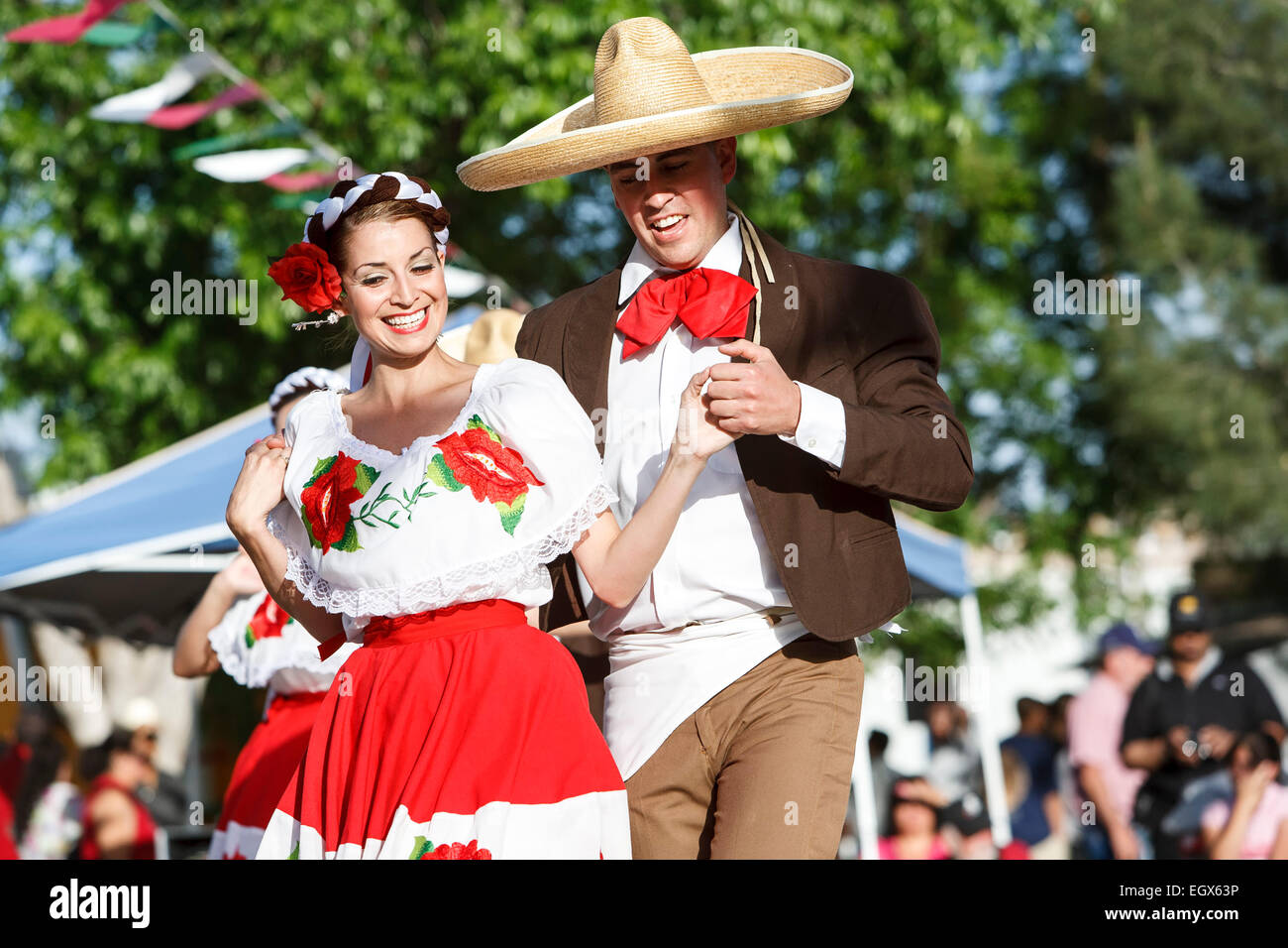 Ballerini messicano, Cinco de Mayo celebrazione, Old Mesilla, Las Cruces, Nuovo Messico USA Foto Stock