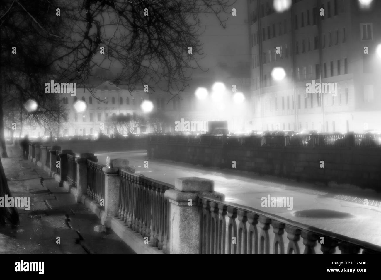 La sera Nuvoloso al canale Griboedov in Sankt Petersburg, Foto Stock