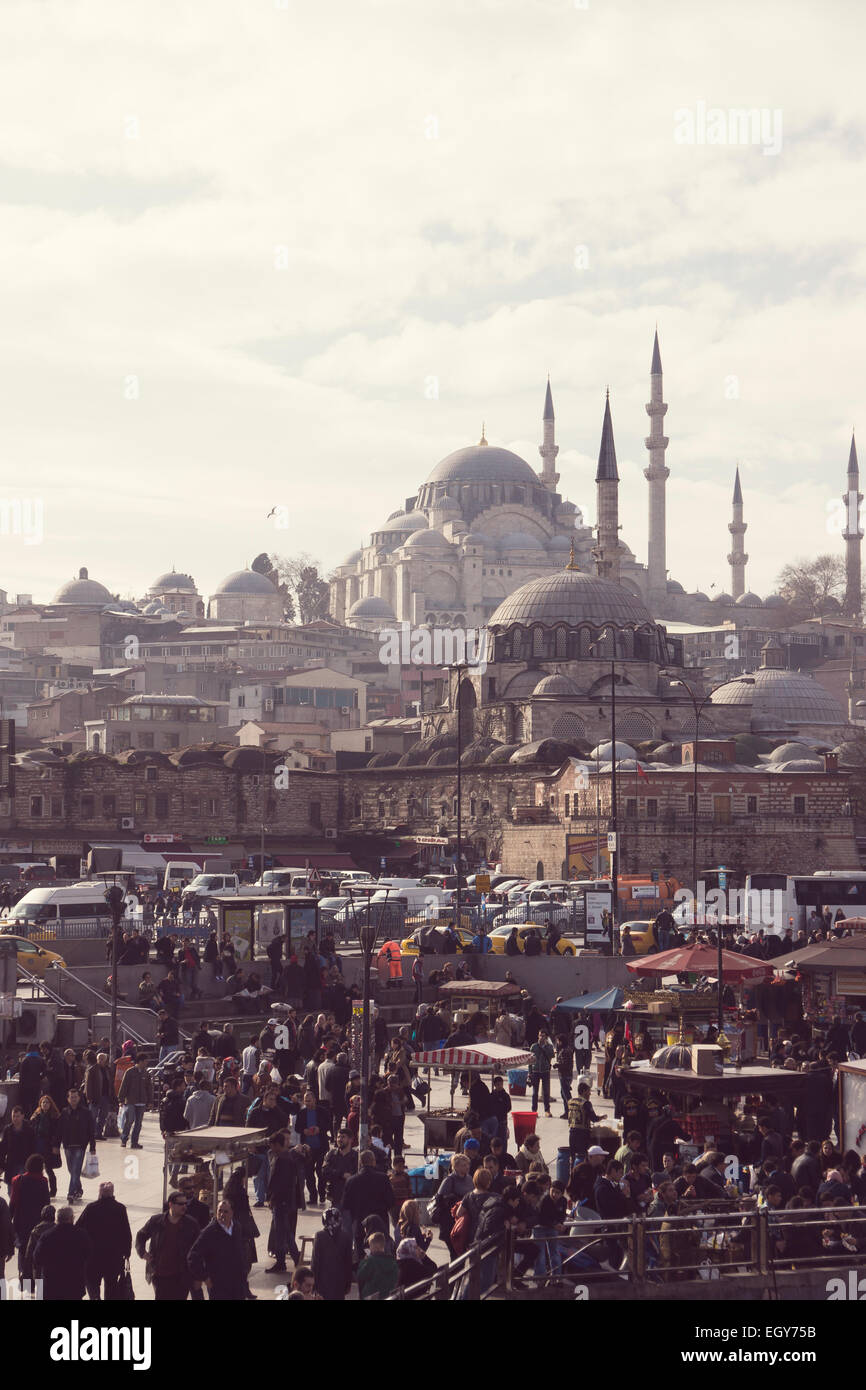 Turchia, Istanbul, Eminoenue, vista di Rustem Pasha moschea Foto Stock