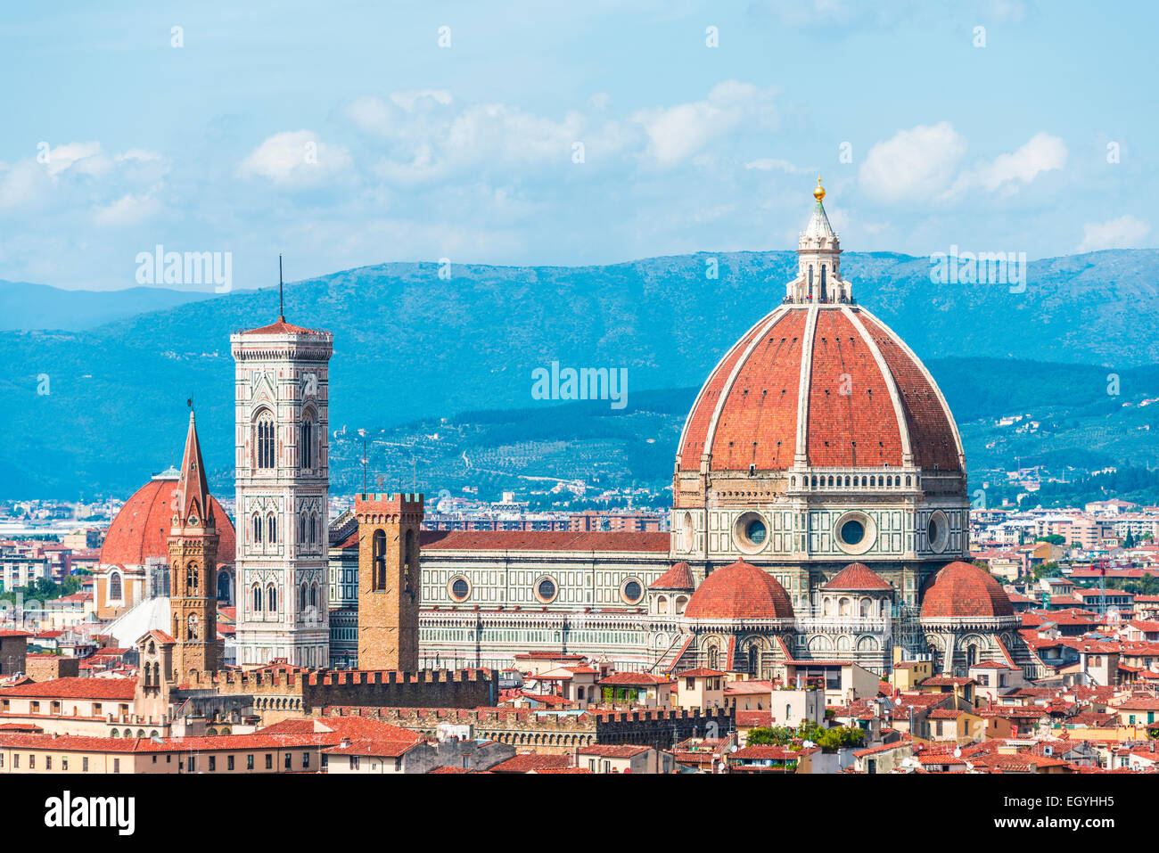 Il Duomo di Firenze con la cupola del Brunelleschi, Sito Patrimonio Mondiale dell'UNESCO, Firenze, Toscana, Italia Foto Stock