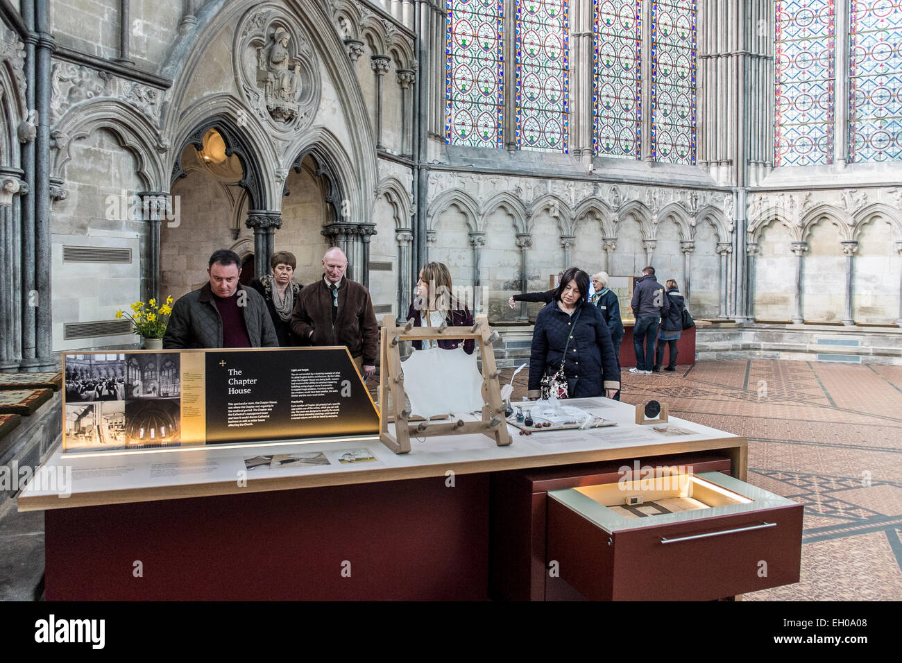 Salisbury, Wiltshire, Regno Unito. Il 4° marzo 2015. Venerdì 6 Marzo 2015 Lancio di Salisbury è di nuovo Magna Carta di Credito mostra: Paul Chambers/Alamy Live News Foto Stock