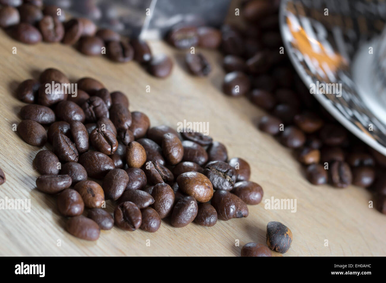 I chicchi di caffè conformato come un cuore Foto Stock