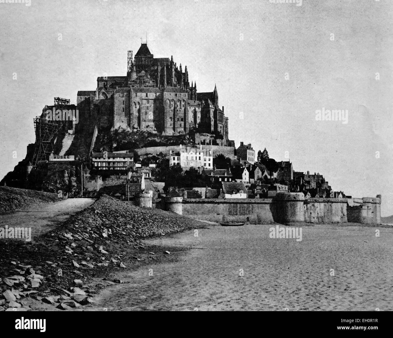 Autotype precoce di Mont Saint-Michel, Normandia, Sito Patrimonio Mondiale dell'UNESCO, Francia, foto storiche, 1884 Foto Stock