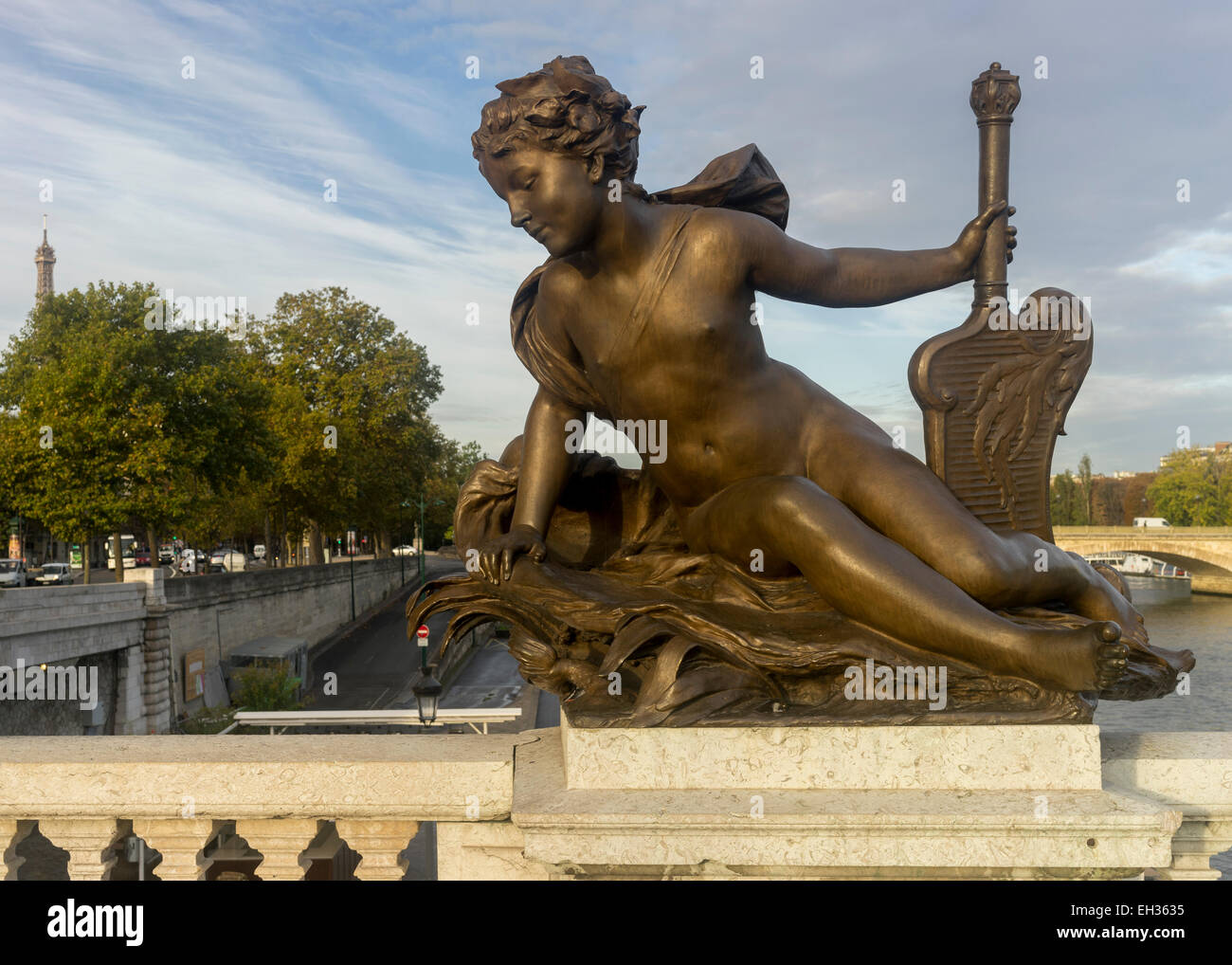 Alexander III Bridge, statua Foto Stock