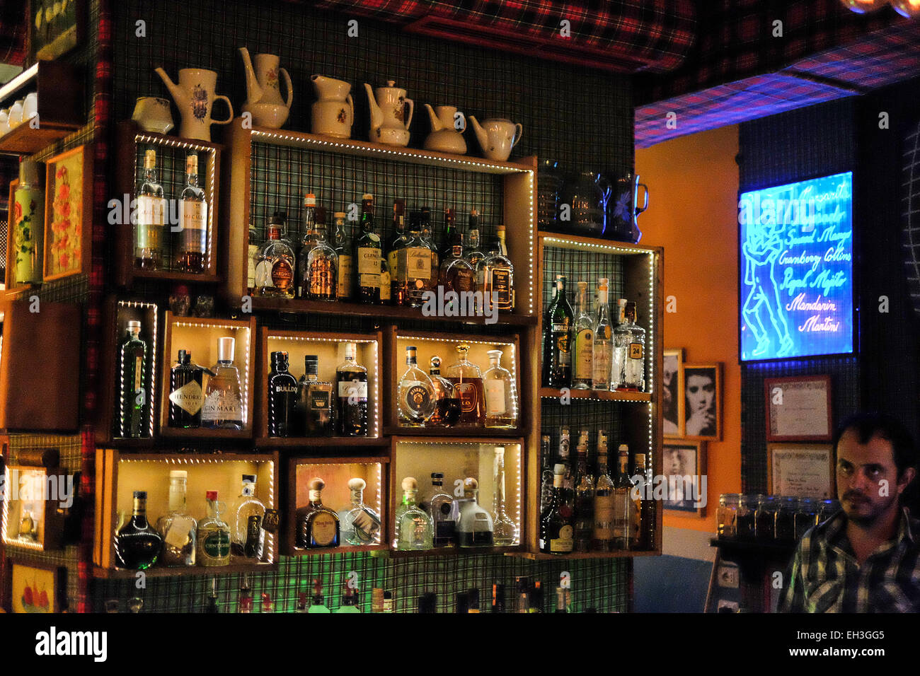 L'Albania, Tirana, il Bar Radio Foto Stock