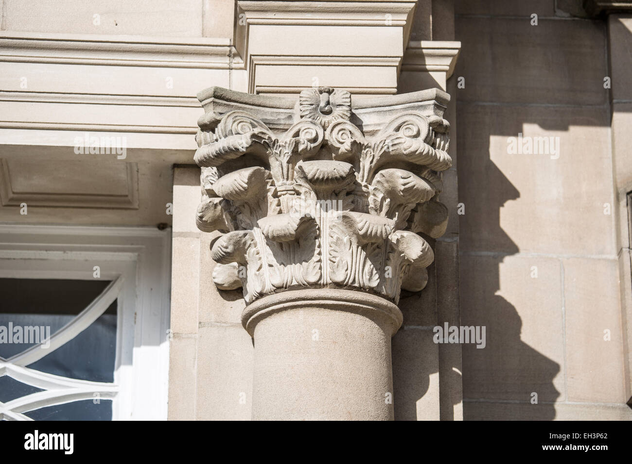 Le caratteristiche architettoniche e i dettagli di edifici storici in Inghilterra, Regno Unito, Gran Bretagna Foto Stock