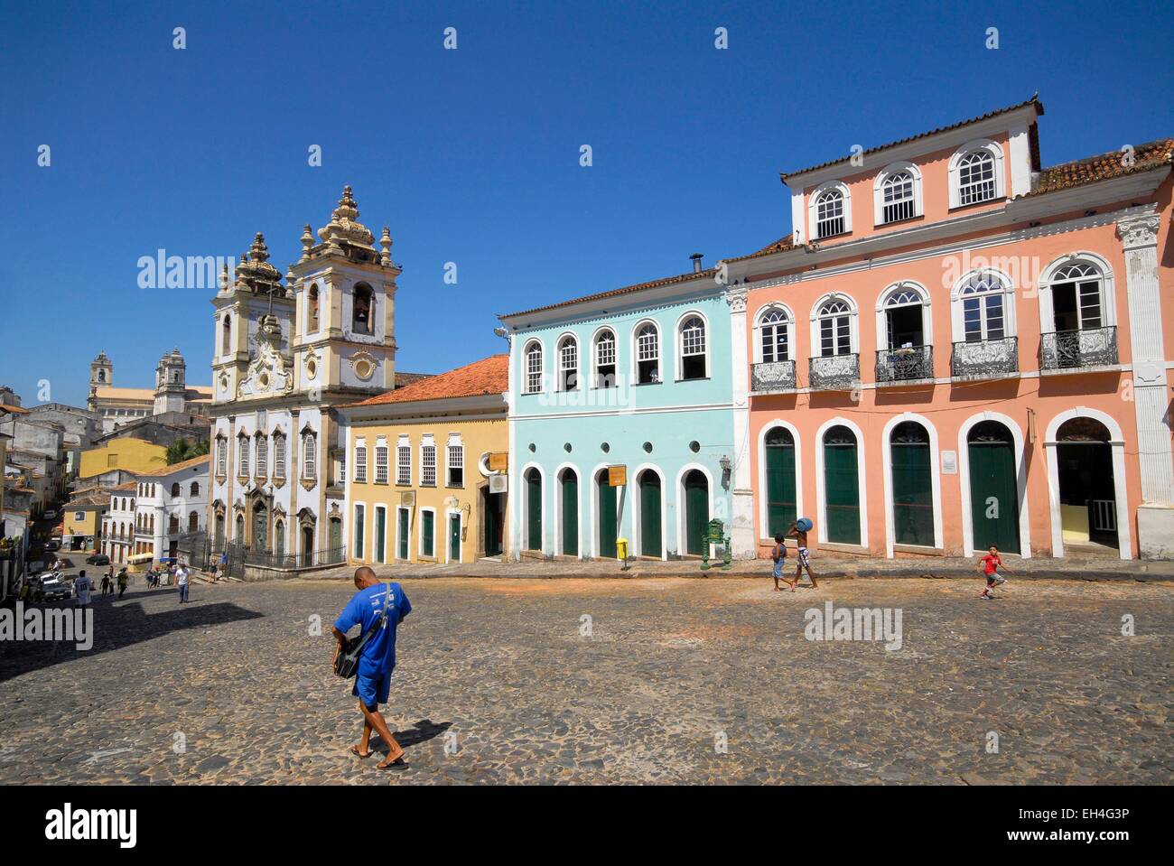 Il Brasile, Bahia, a Salvador de Bahia, centro storico sono classificati come patrimonio mondiale dall' UNESCO, quartiere Pelourinho, Largo de Pelourinho, Pillory Square, il Rosario dos Pretos chiesa Foto Stock