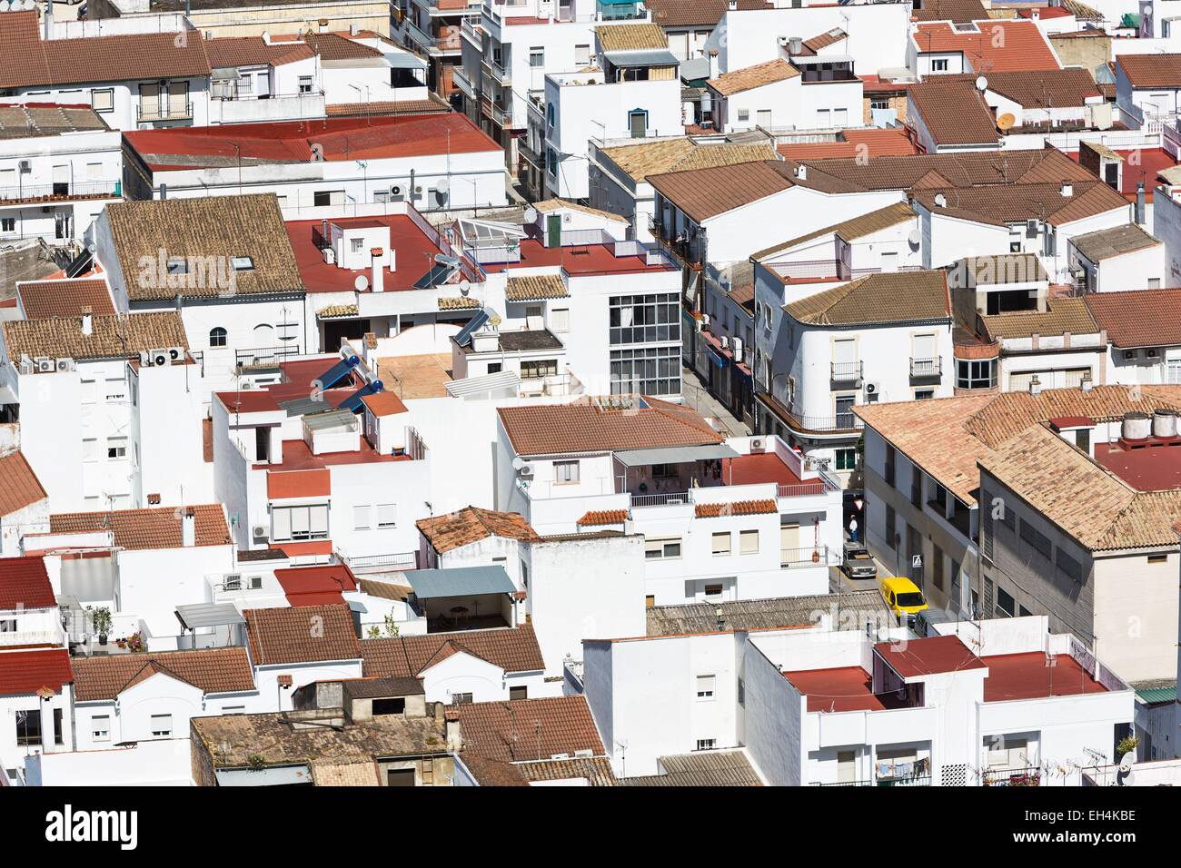 Spagna, Andalusia, Cadix, Ubrique, schiacciante viste sui tetti del centro della città Foto Stock