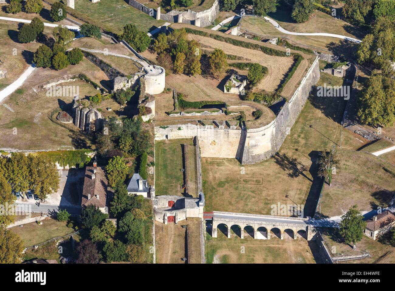 Francia, Gironde, Blaye, la cittadella, fortificazioni di Vauban, classificato come patrimonio mondiale dall' UNESCO e la Porte Royale e Rudel CASTELLO (vista aerea) Foto Stock