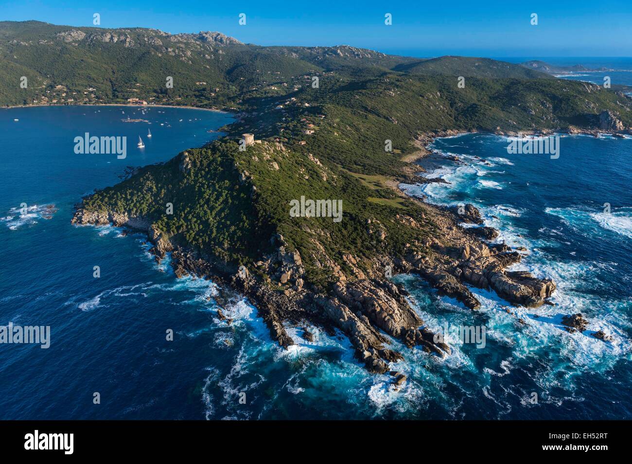 Francia, Corse du sud, sud di Propriano, Campomoro pointe, torre di Campomoro (vista aerea) Foto Stock