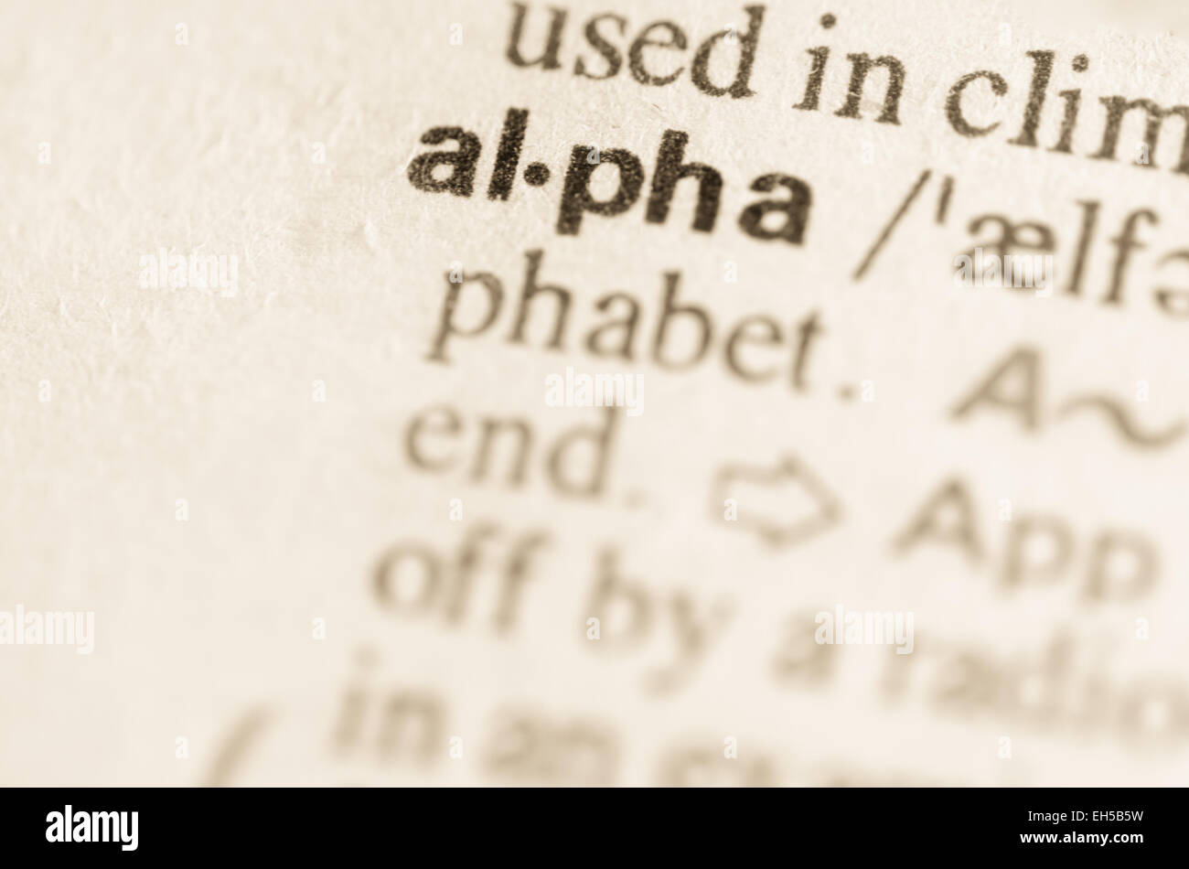 Definizione di alfa di parola nel dizionario Foto Stock