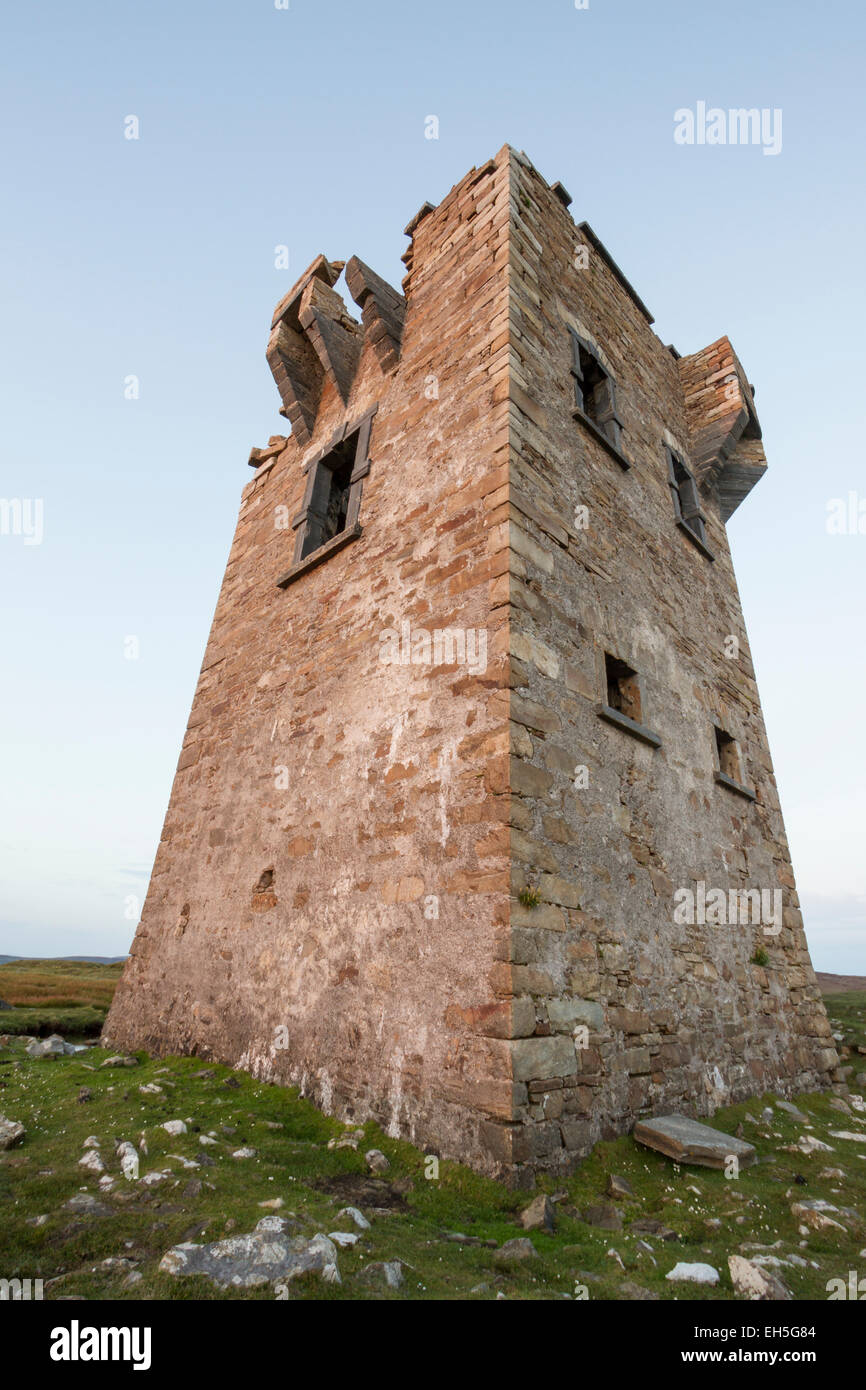 Glen Head Tower in Glencolmcille, Co. Donegal, Irlanda Foto Stock