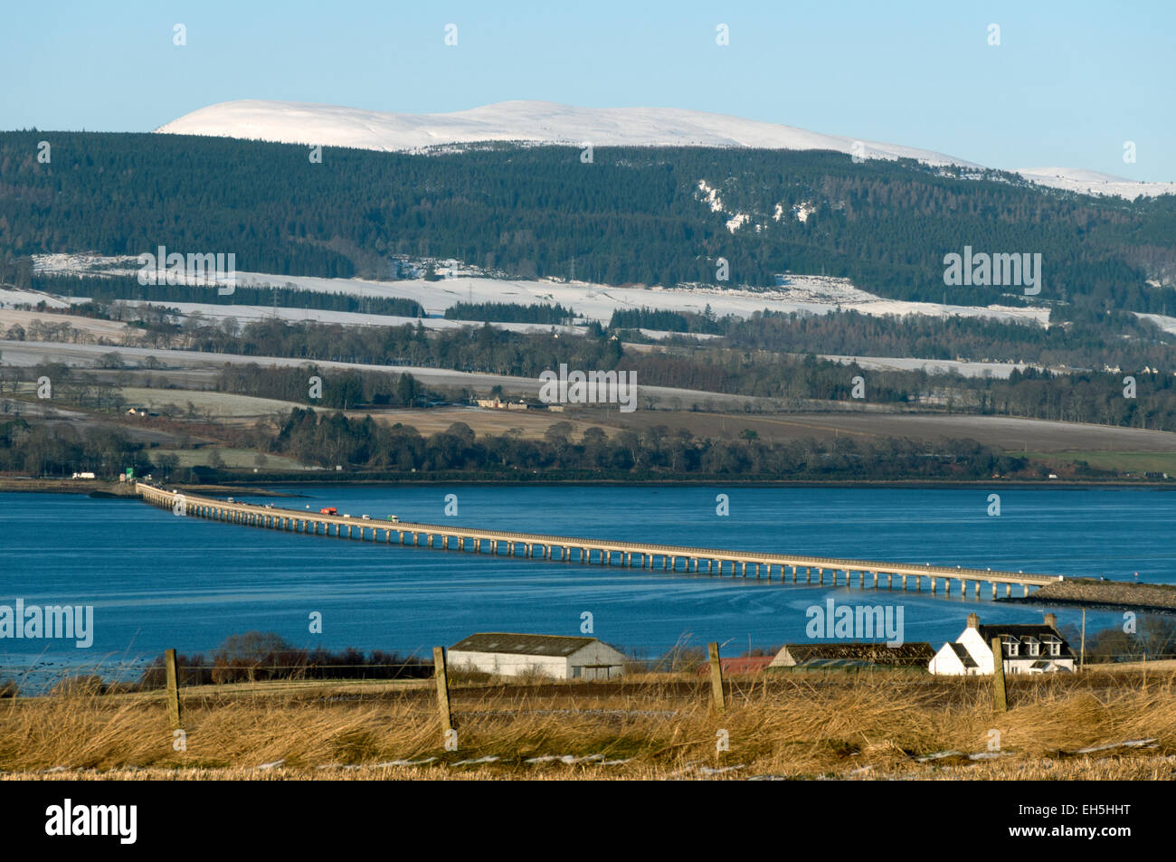 L'A9 ponte stradale sul Cromarty Firth, Inverness-shire, Scotland, Regno Unito Foto Stock