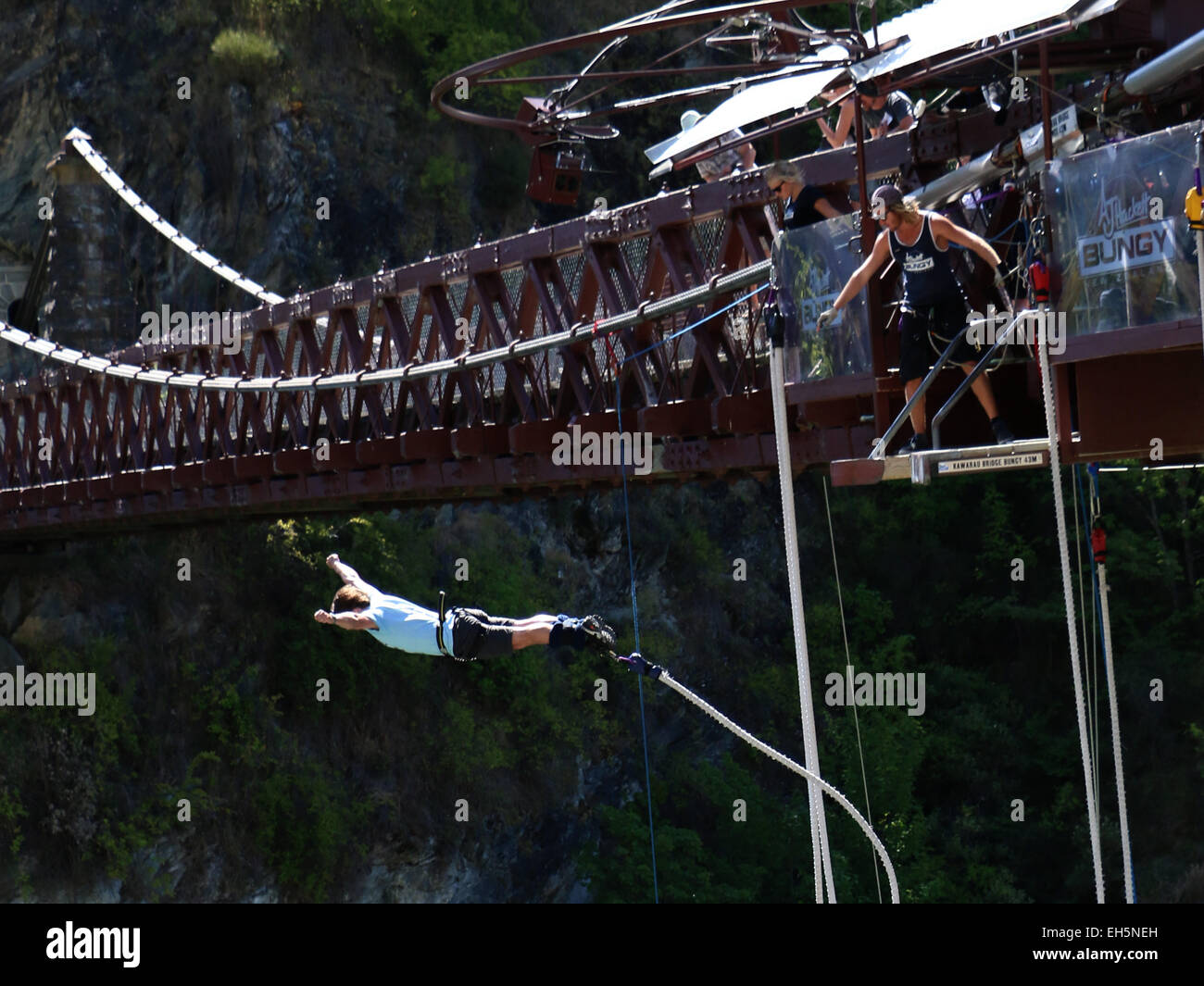 Il Ponte di Kawarau bungy jump Queenstown Nuova Zelanda Foto Stock