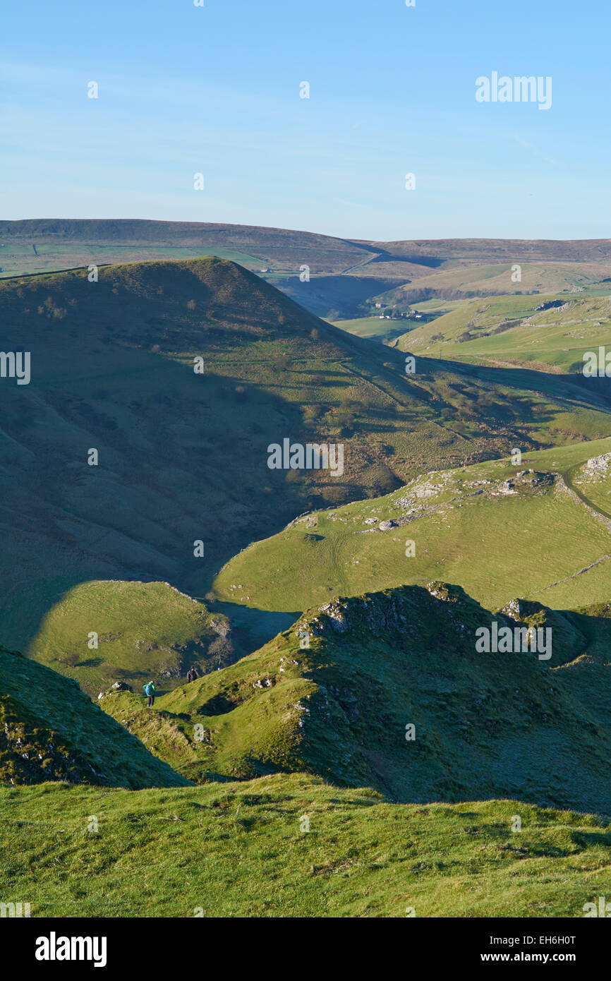 Gli escursionisti su Chrome Hill - Peak District, England, Regno Unito Foto Stock