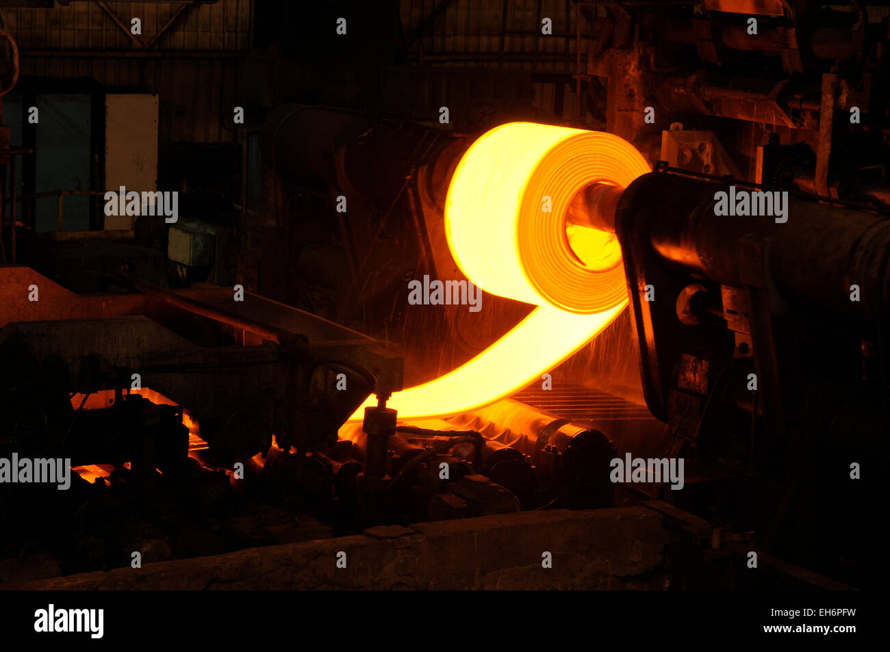 La laminazione a caldo di acciaio Foto Stock