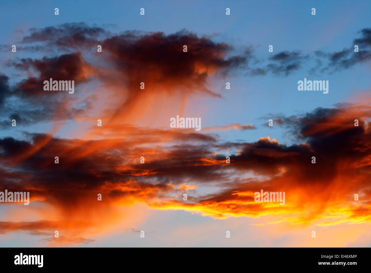 Rosy sky - sunset glow Foto Stock