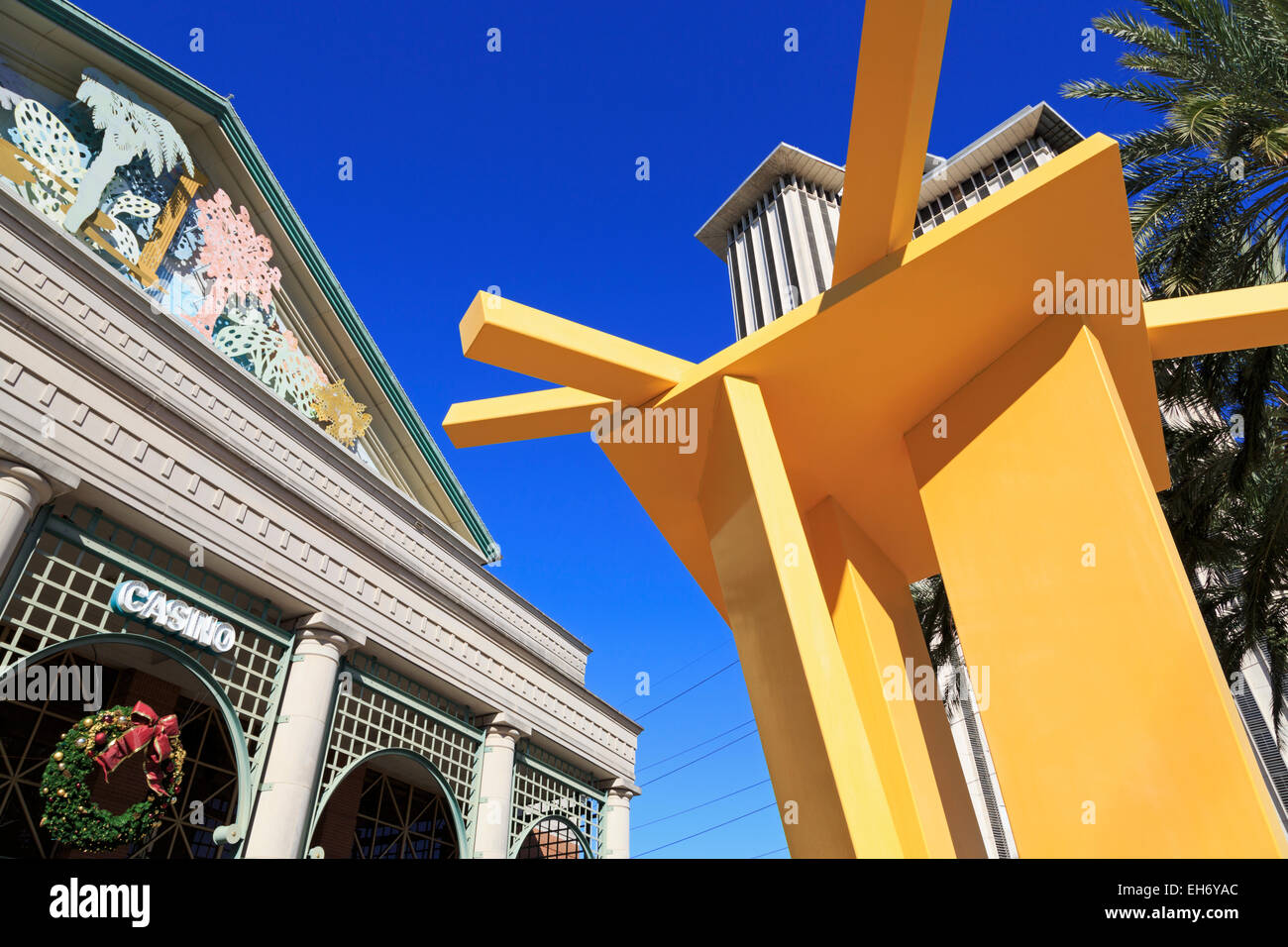 Harrah's Casino & Zach's Tower da John Henry, il quartiere centrale degli affari di New Orleans, in Louisiana, Stati Uniti d'America Foto Stock