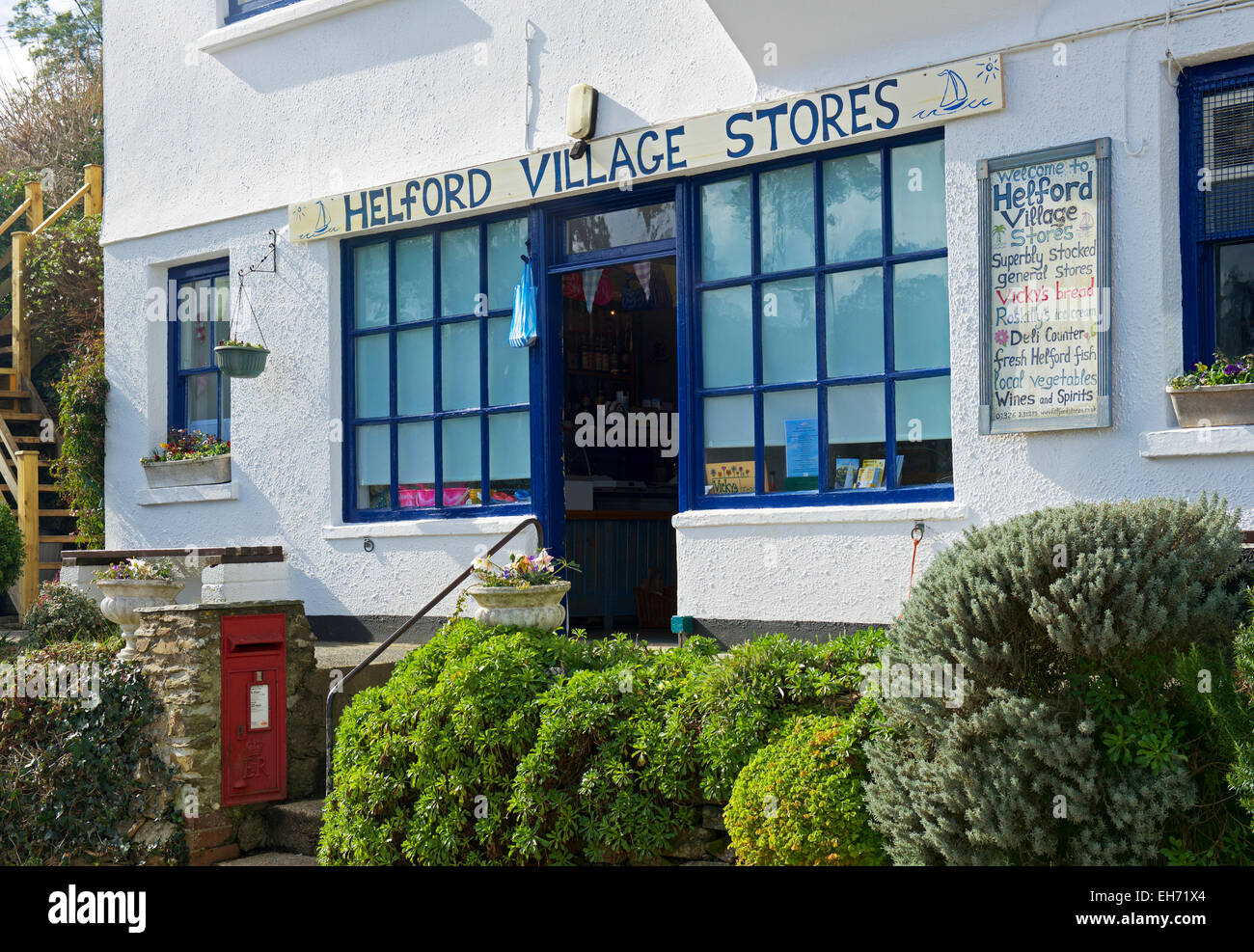 Negozio di paese in Helford, Cornwall, England Regno Unito Foto Stock