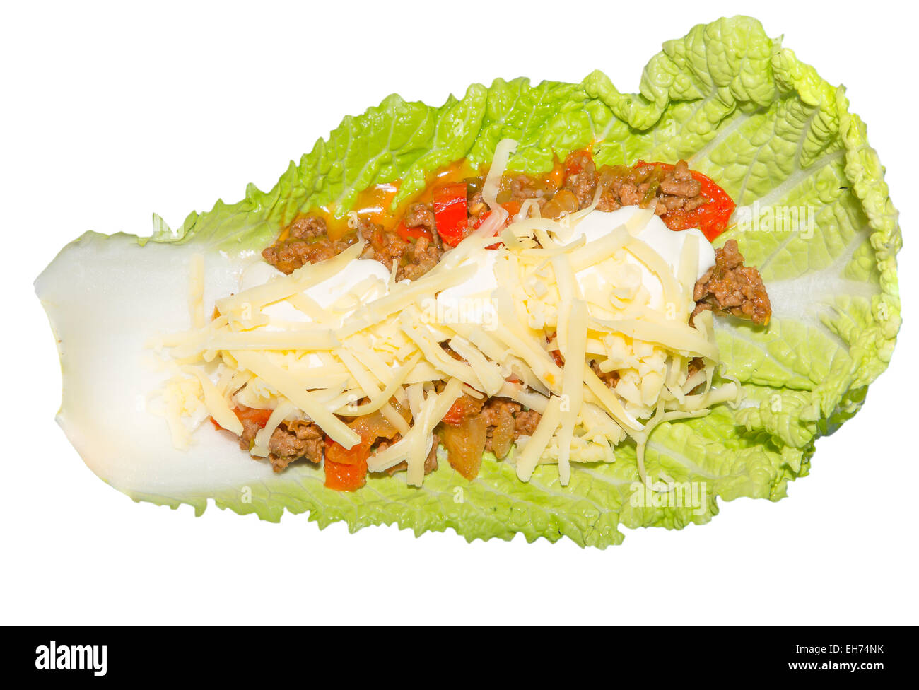 Immagine di una foglia di insalata con un impasto di carne con panna acida e formaggio Foto Stock