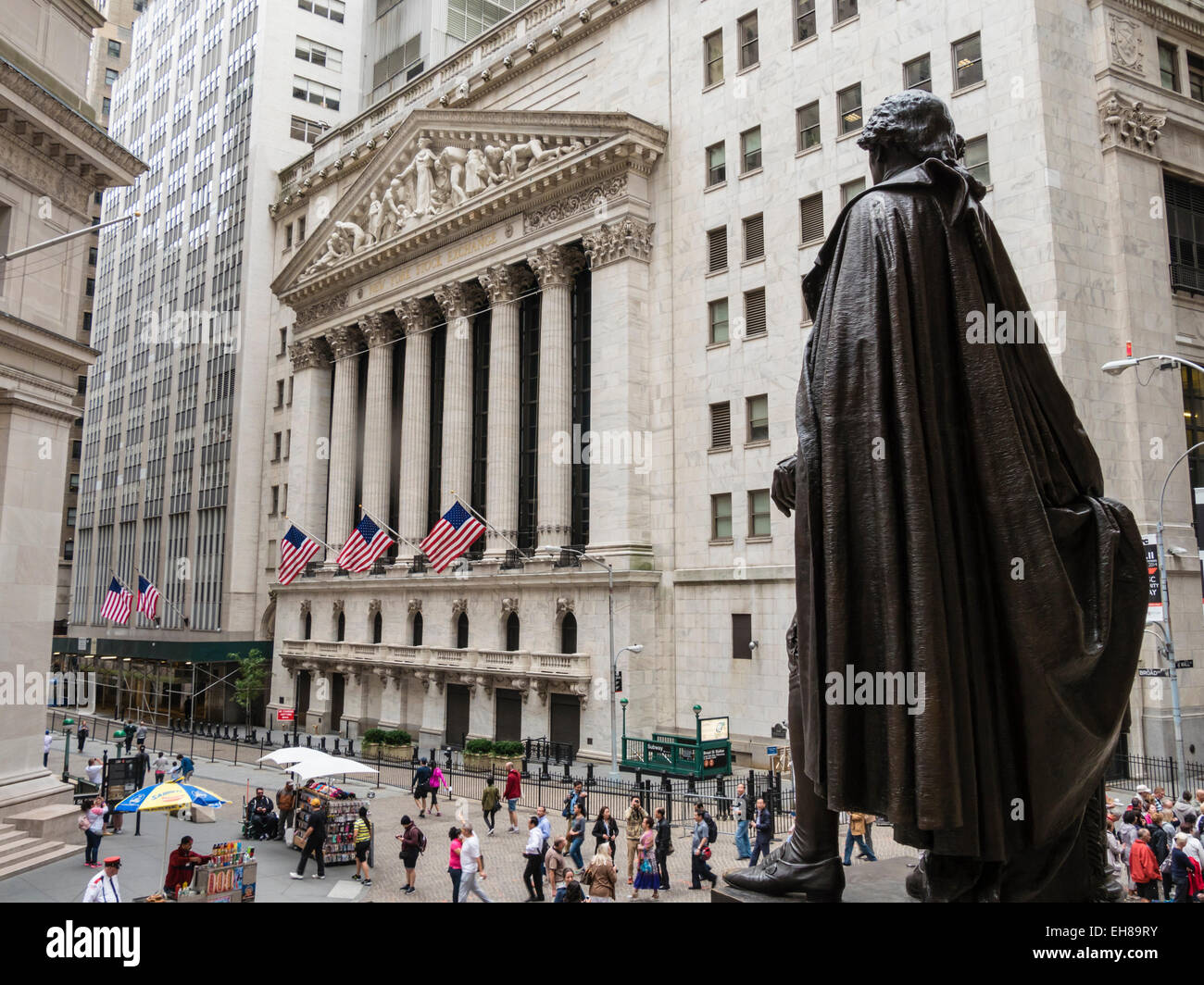 New York Stock Exchange e George Washington statua, Wall Street, Manhattan, New York, New York, Stati Uniti d'America Foto Stock