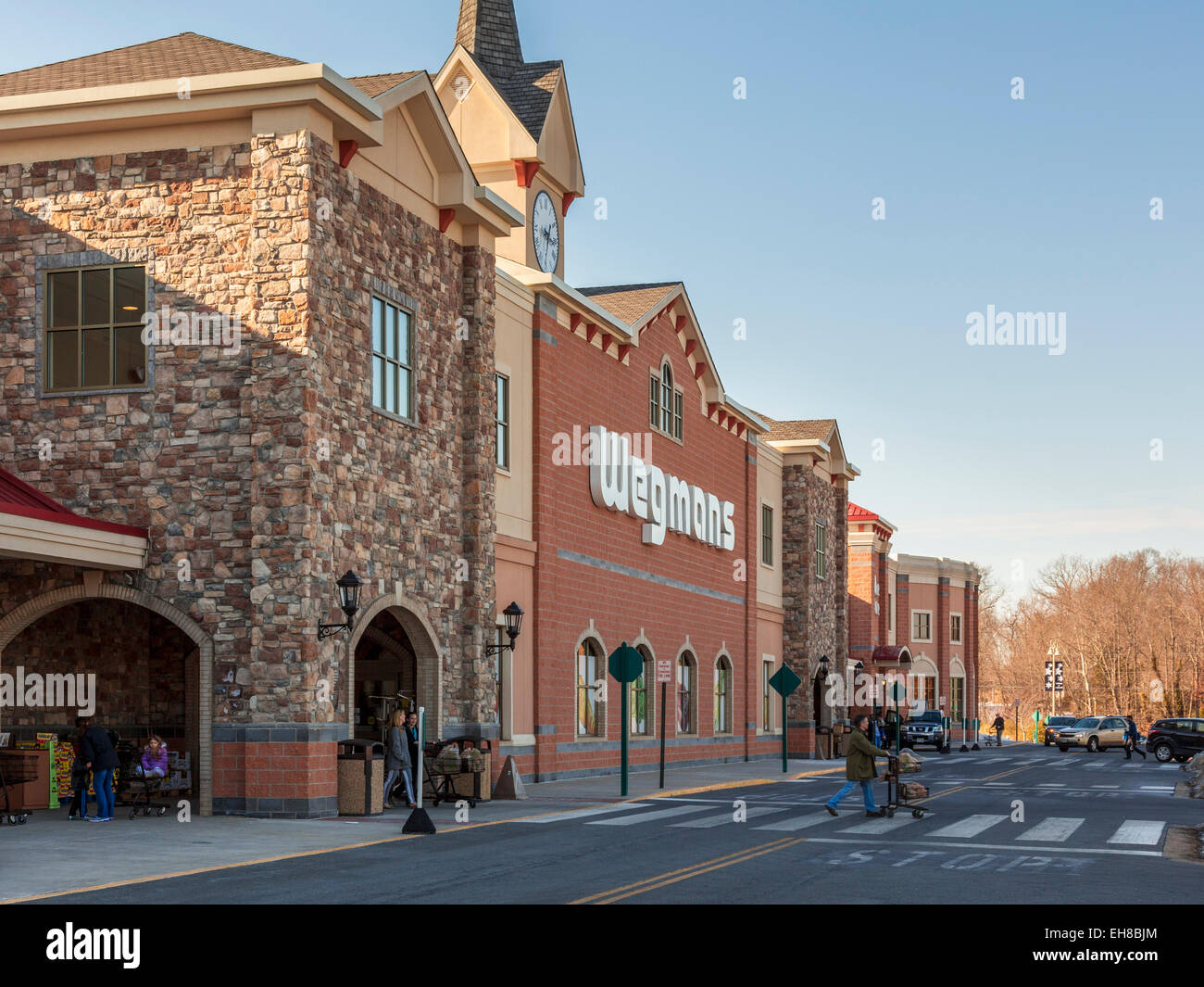 Wegman il supermercato store esterno dell'edificio a Gainesville, Virginia, Stati Uniti d'America Foto Stock