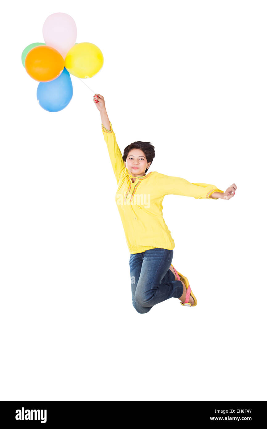 1 indian donna adulta jumping palloni aerostatici godere Foto Stock