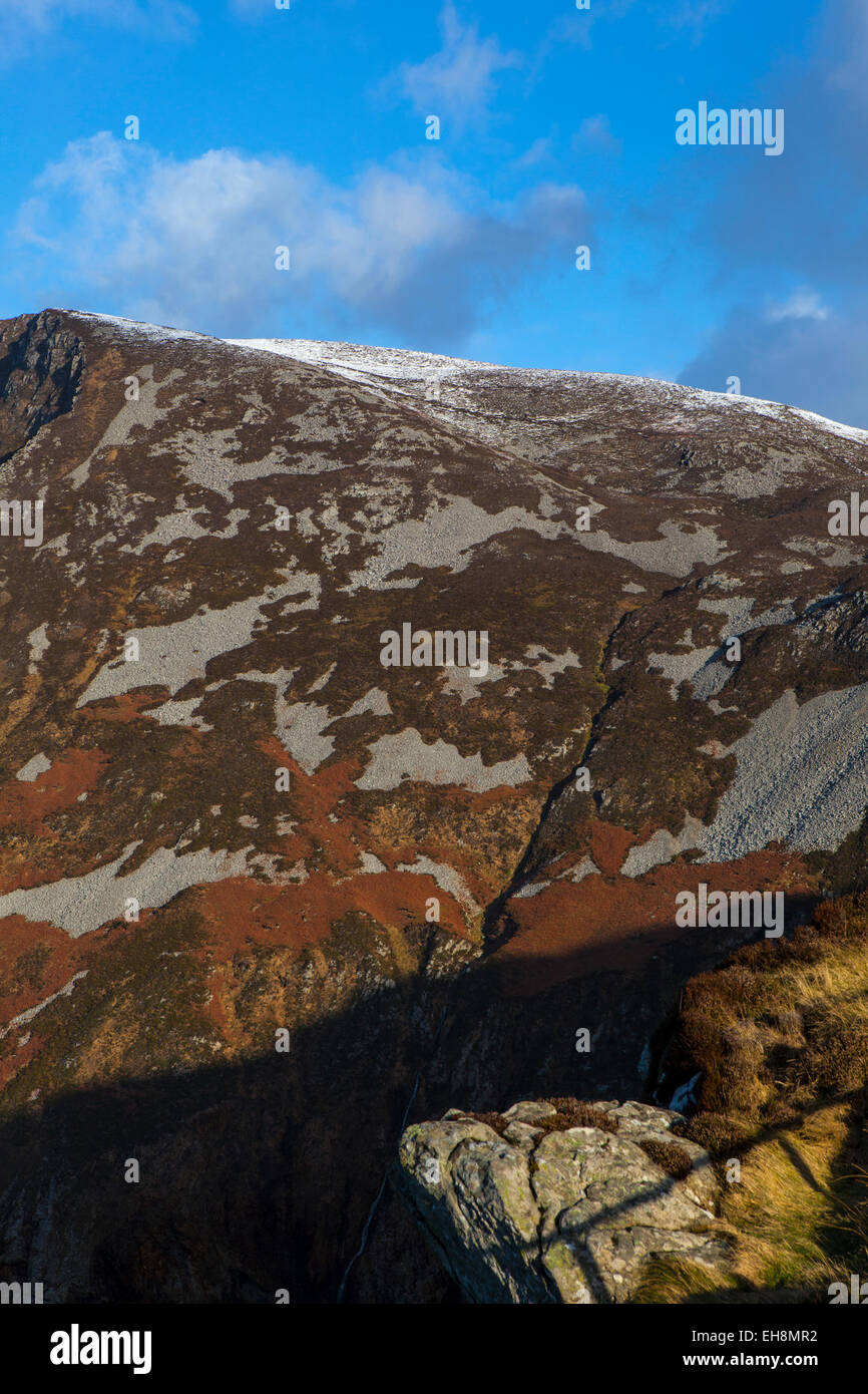 Slieve League scogliere sulla costa atlantica di Donegal, Irlanda, sulla Wild Atlantic modo. A 601m, questi scogli sono tre volte Foto Stock