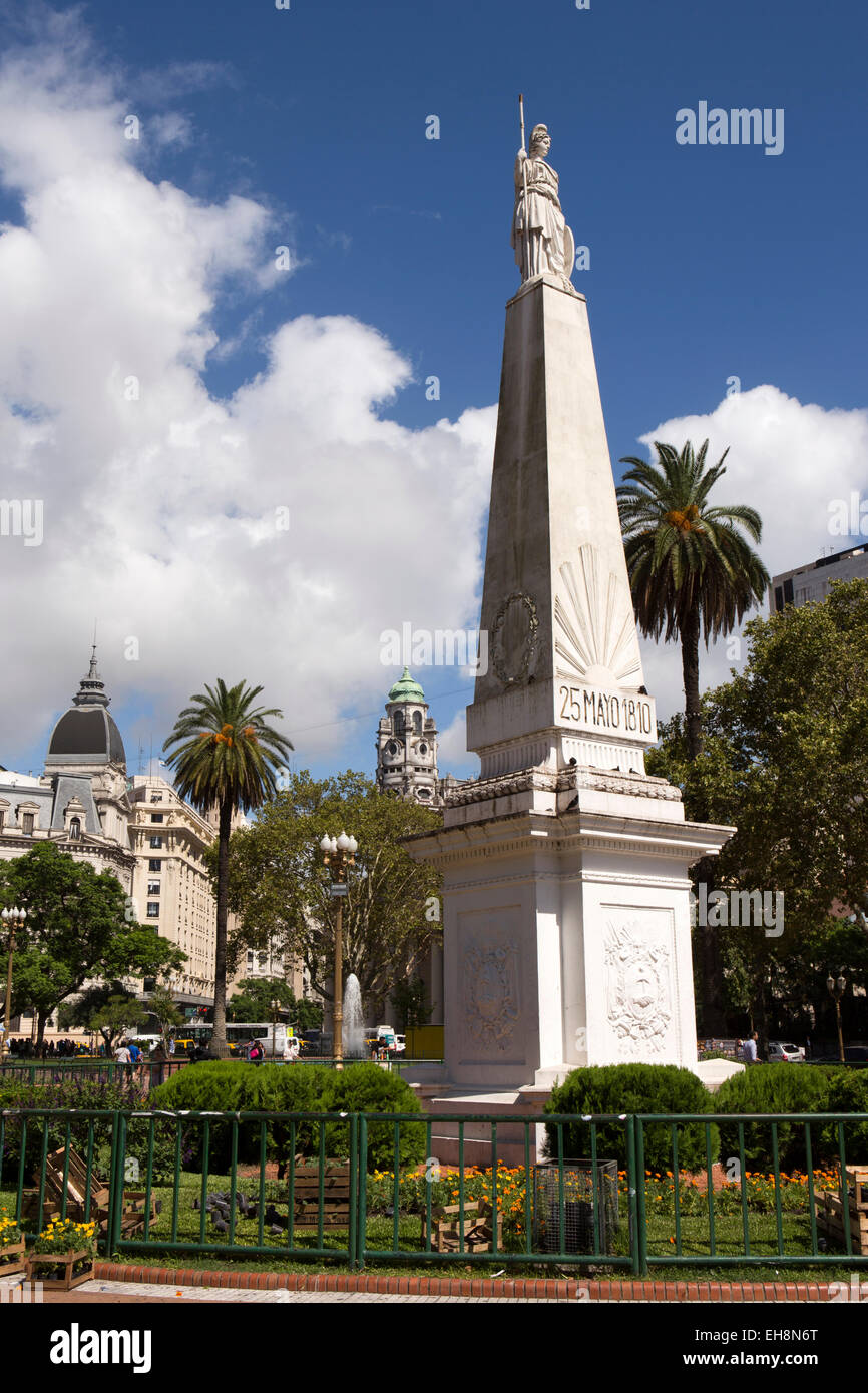 Argentina, Buenos Aires, Plaza de Mayo, Pirámide può piramide 1810 monumento della rivoluzione Foto Stock