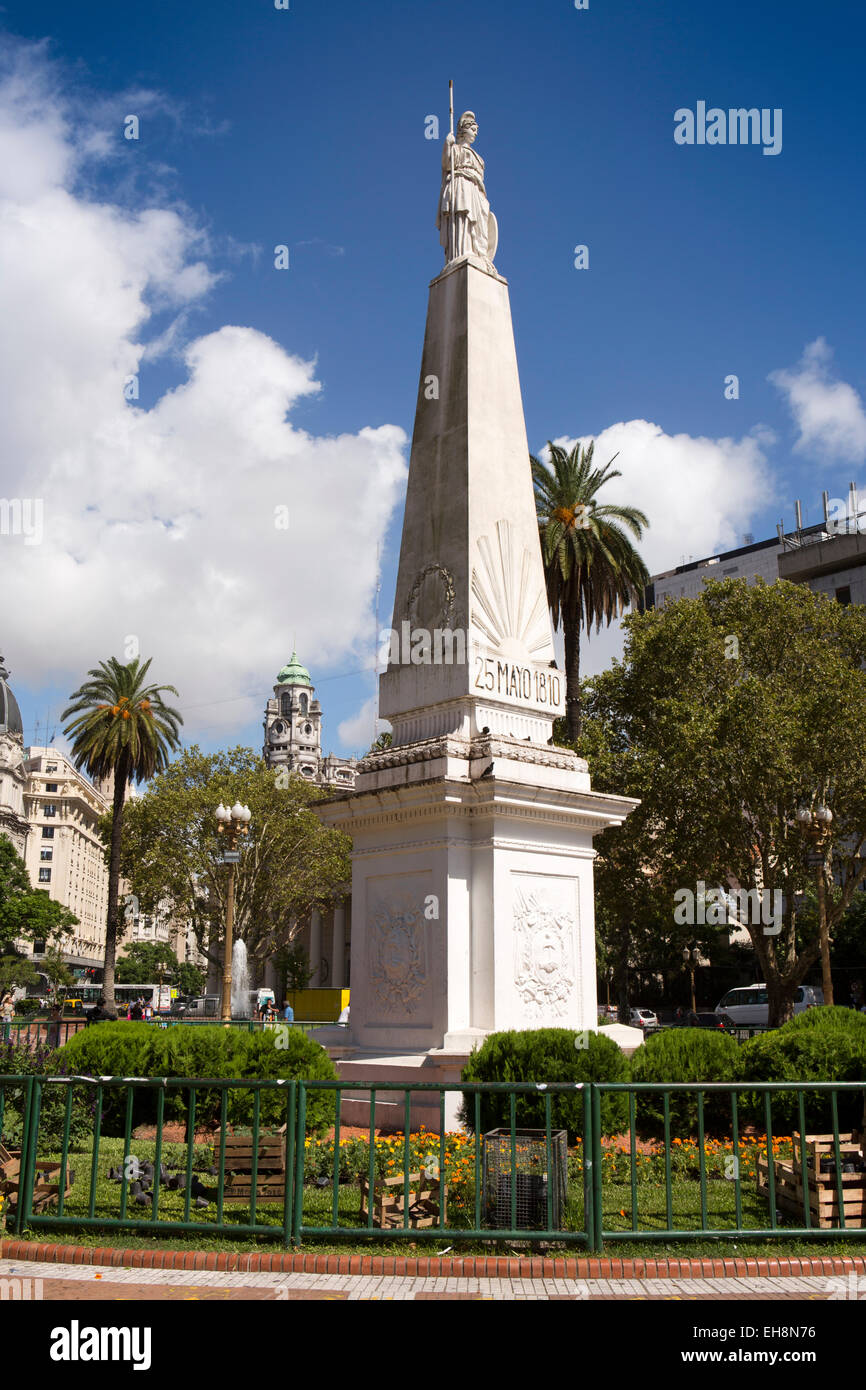 Argentina, Buenos Aires, Plaza de Mayo, Pirámide può piramide 1810 monumento della rivoluzione Foto Stock