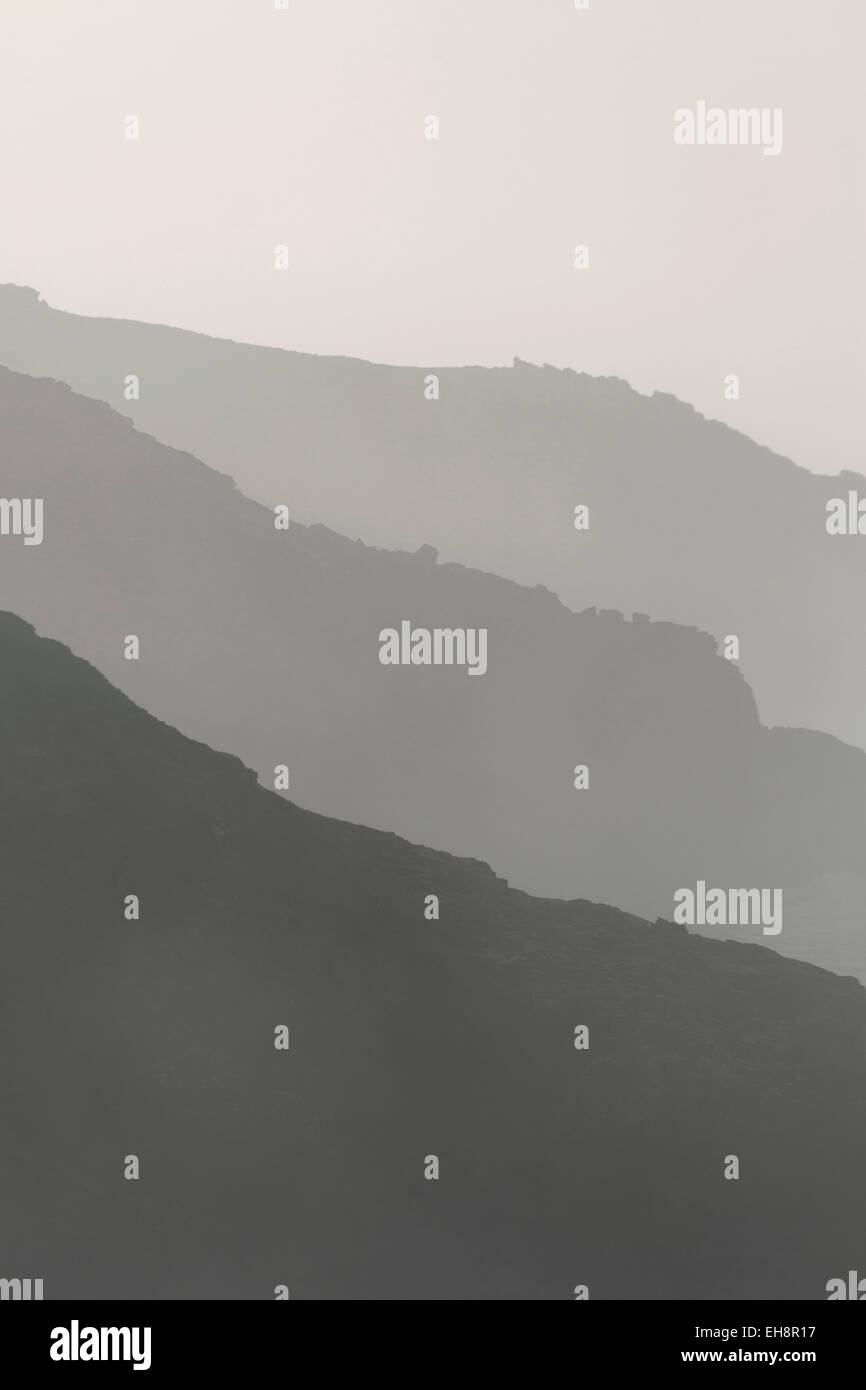 St Ives; coste guardando verso Zennor Cornwall, Regno Unito Foto Stock