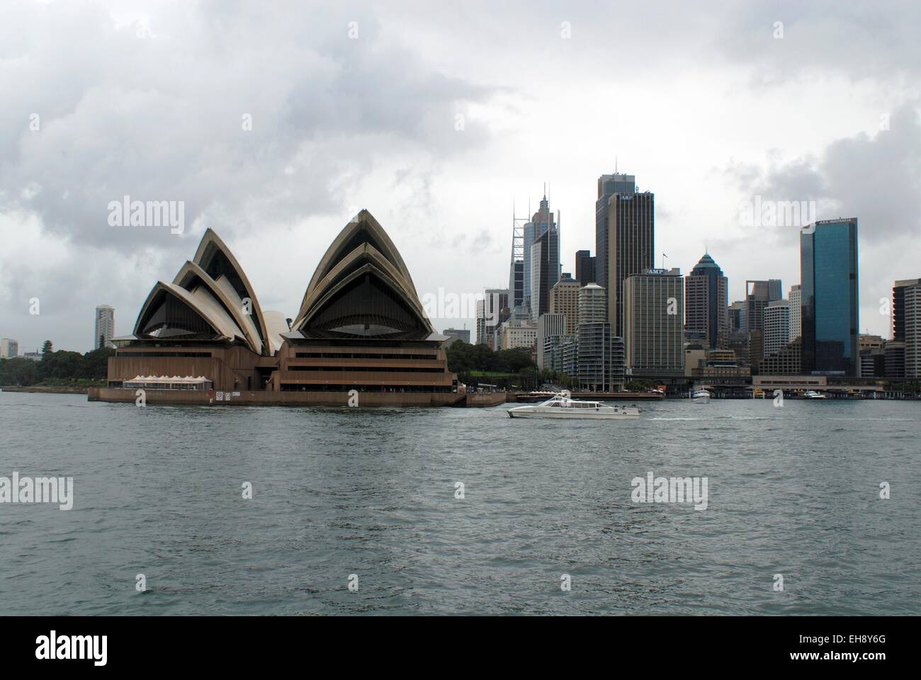 Sydney, Port Jackson; Sydney Opera House; Skyline Foto Stock