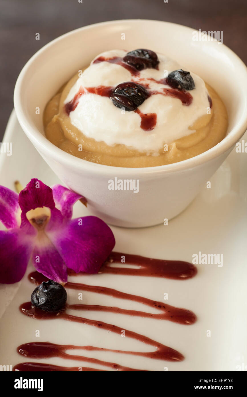 Salate Budino di caramello, Cantine Corktree Wine Bar & Bistro, Carpinteria, California Foto Stock